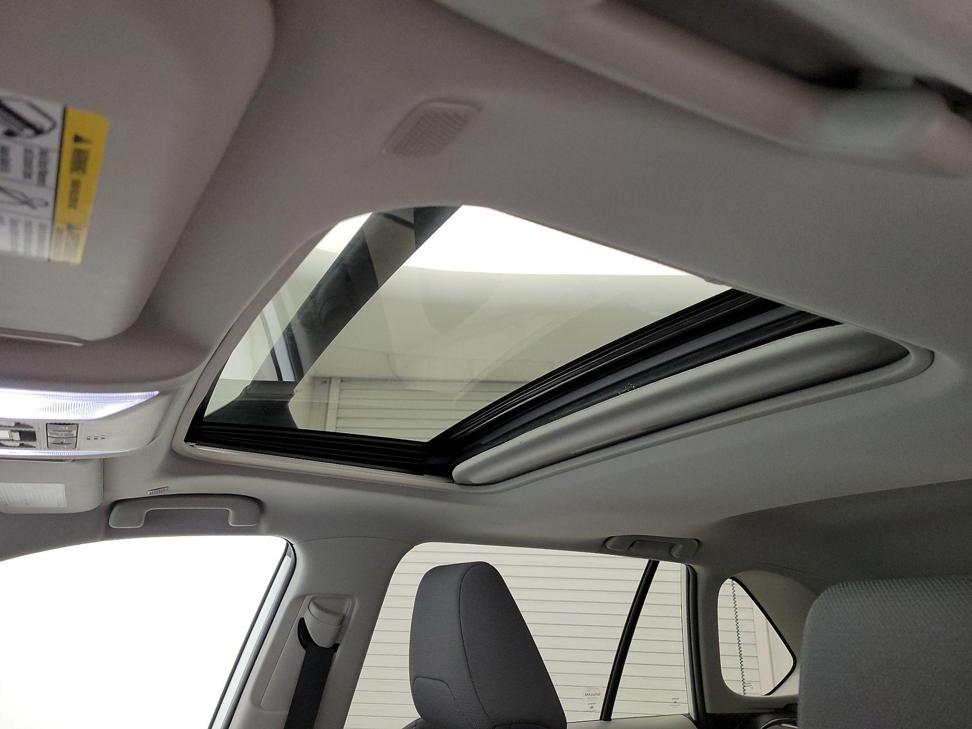 Thumbnail: 2024 Toyota RAV4 - 19