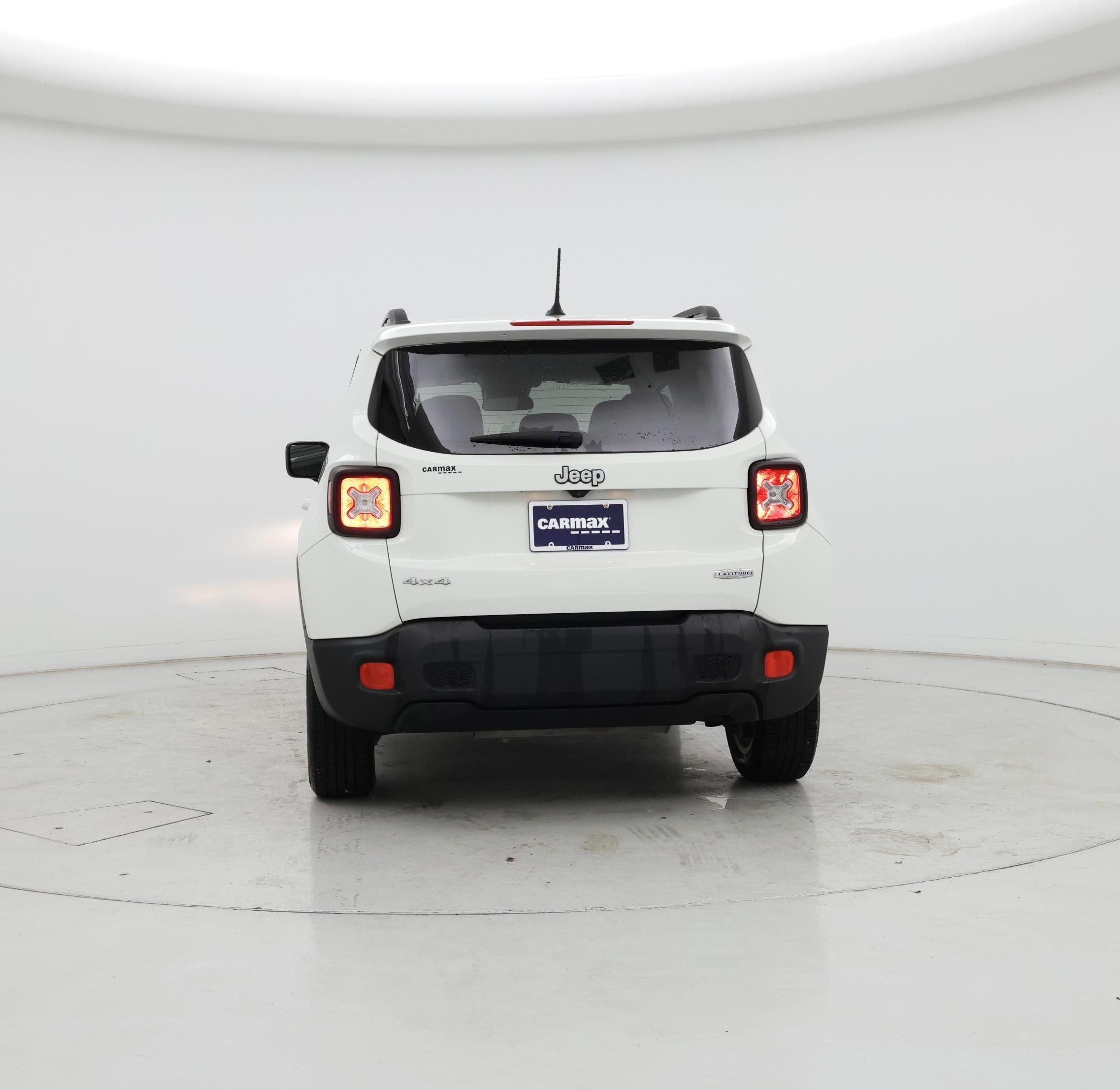 Thumbnail: 2016 Jeep Renegade - 6