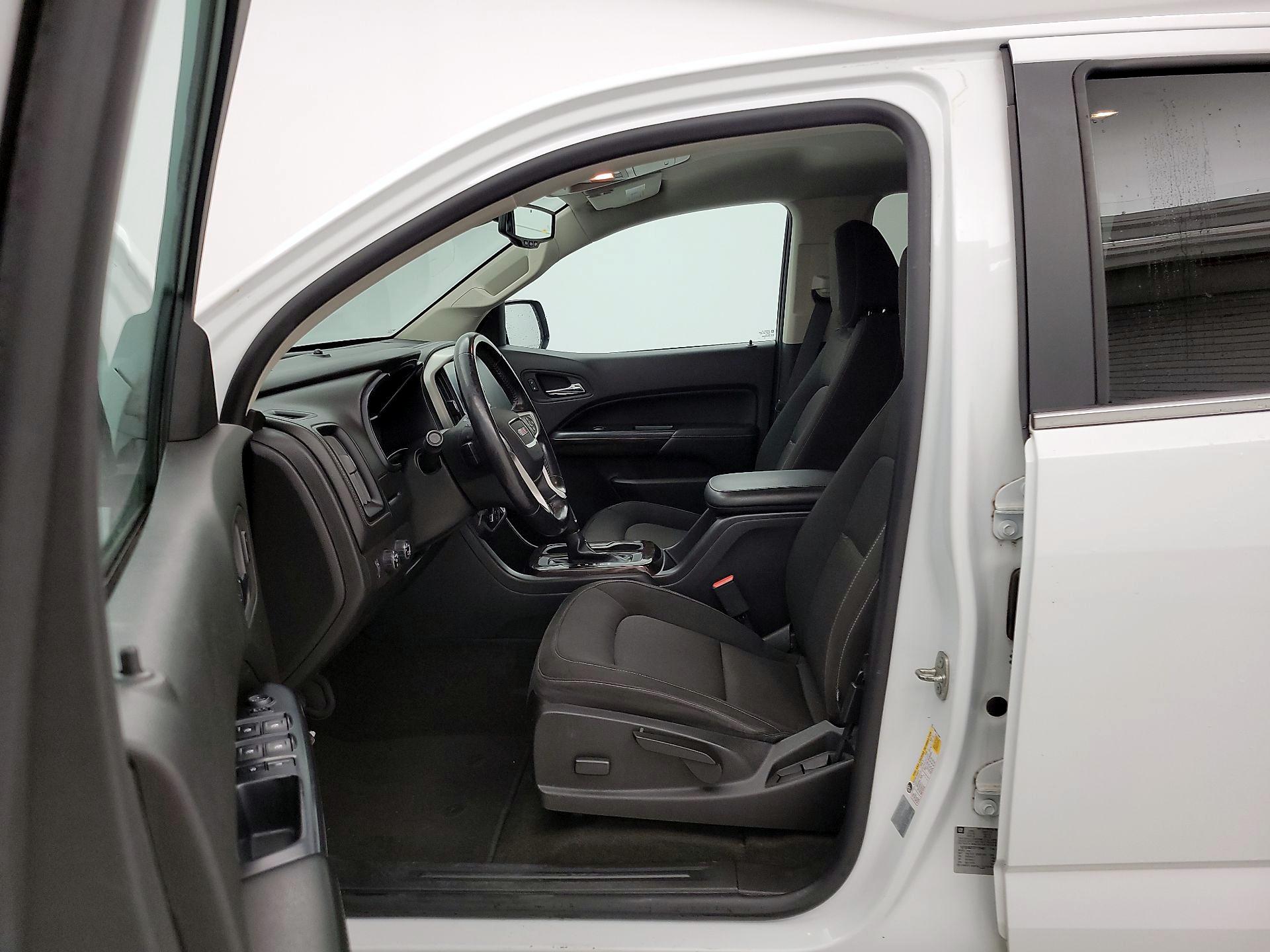 Thumbnail: 2015 GMC Canyon - 11