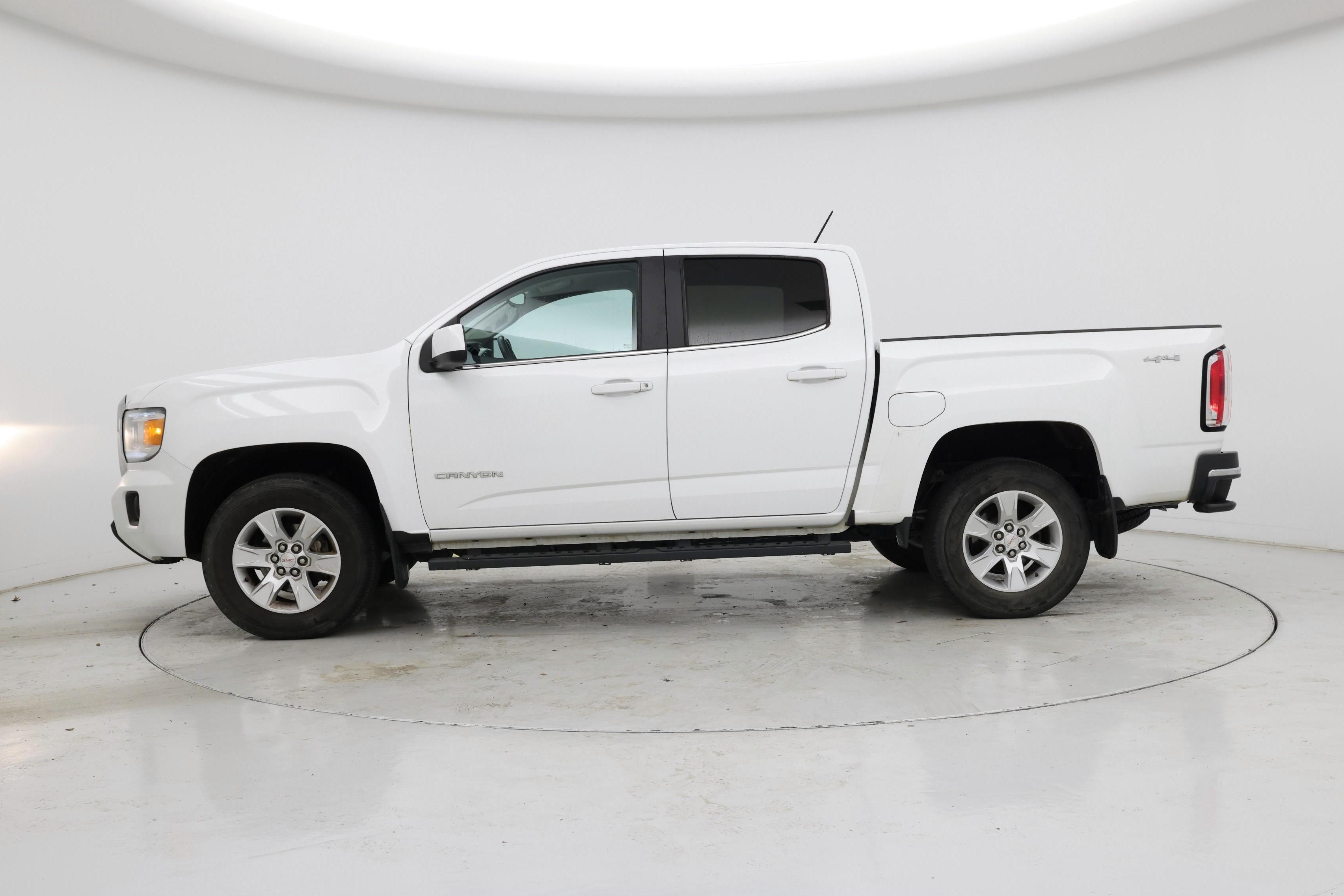 Thumbnail: 2015 GMC Canyon - 3