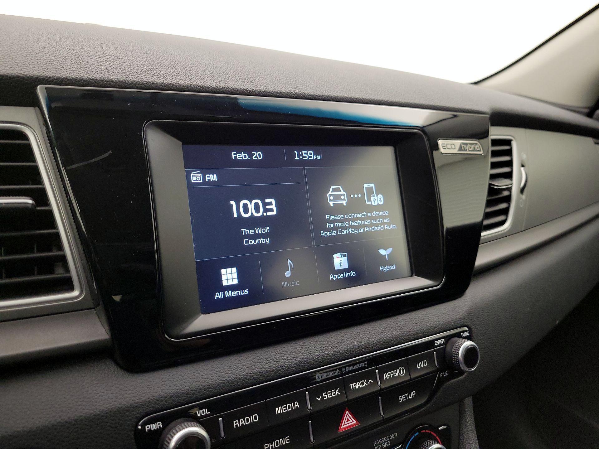 Thumbnail: 2017 Kia Niro - 15