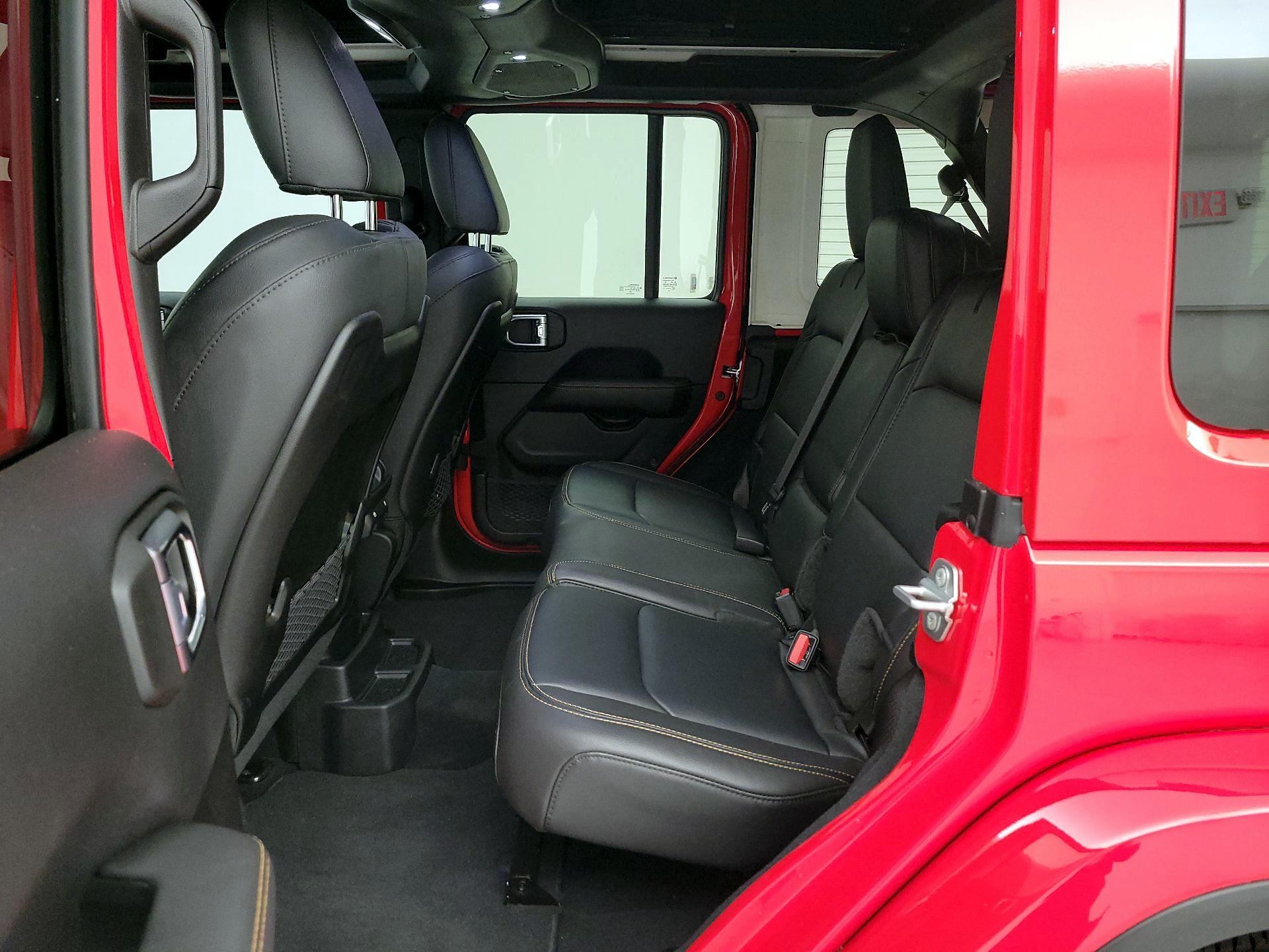 Thumbnail: 2025 Jeep Wrangler - 20