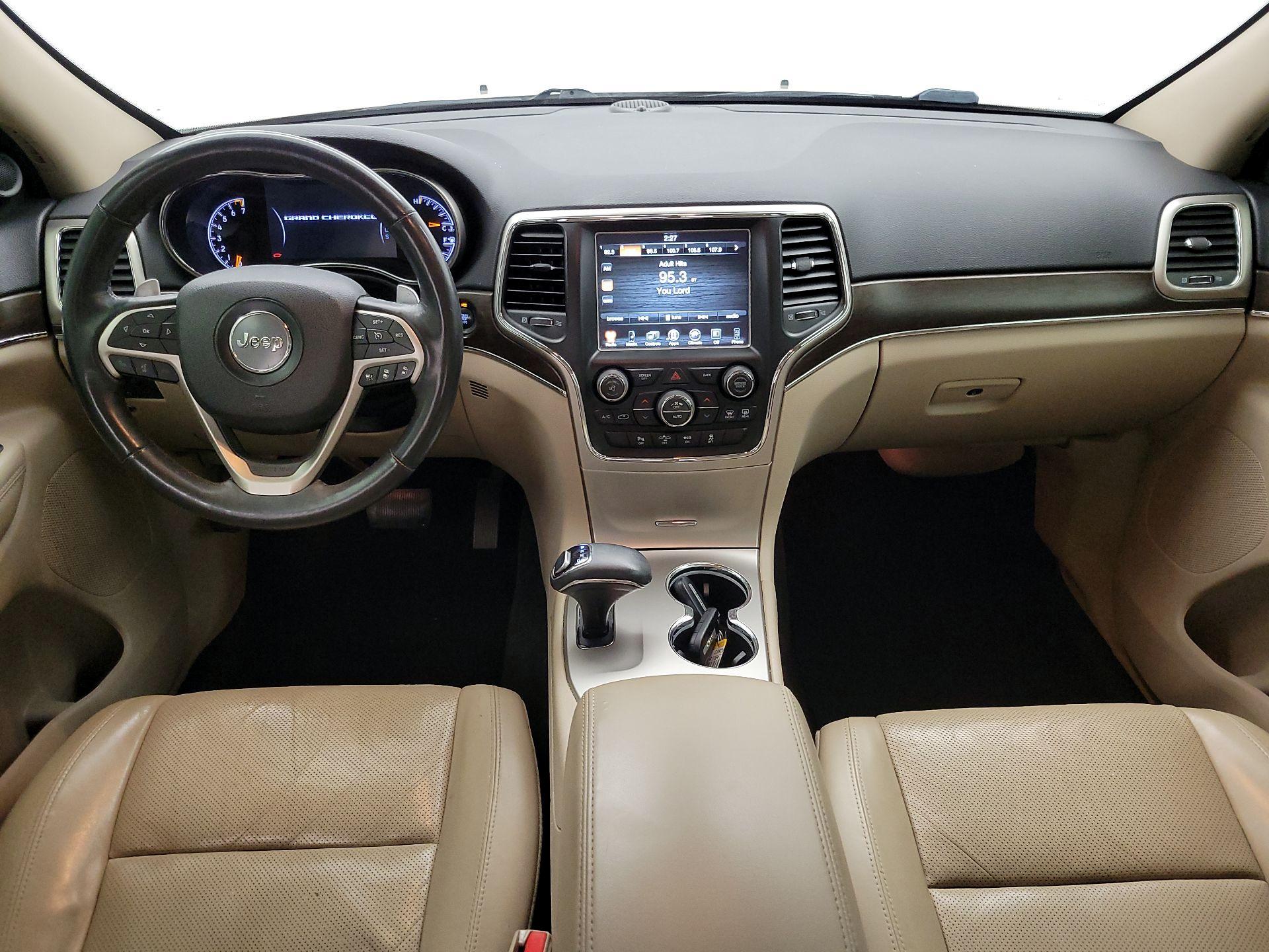 Thumbnail: 2015 Jeep Grand Cherokee - 9