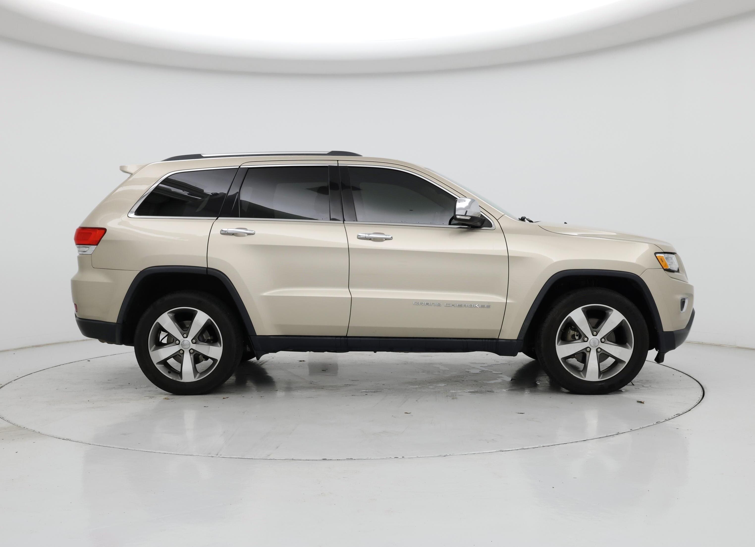 Thumbnail: 2015 Jeep Grand Cherokee - 7