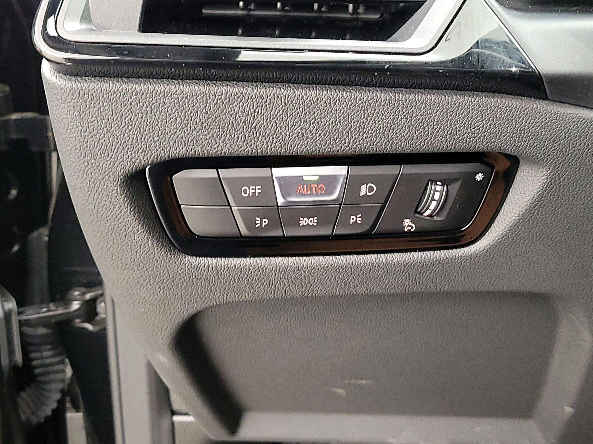 Thumbnail: 2023 BMW 2 Series - 13