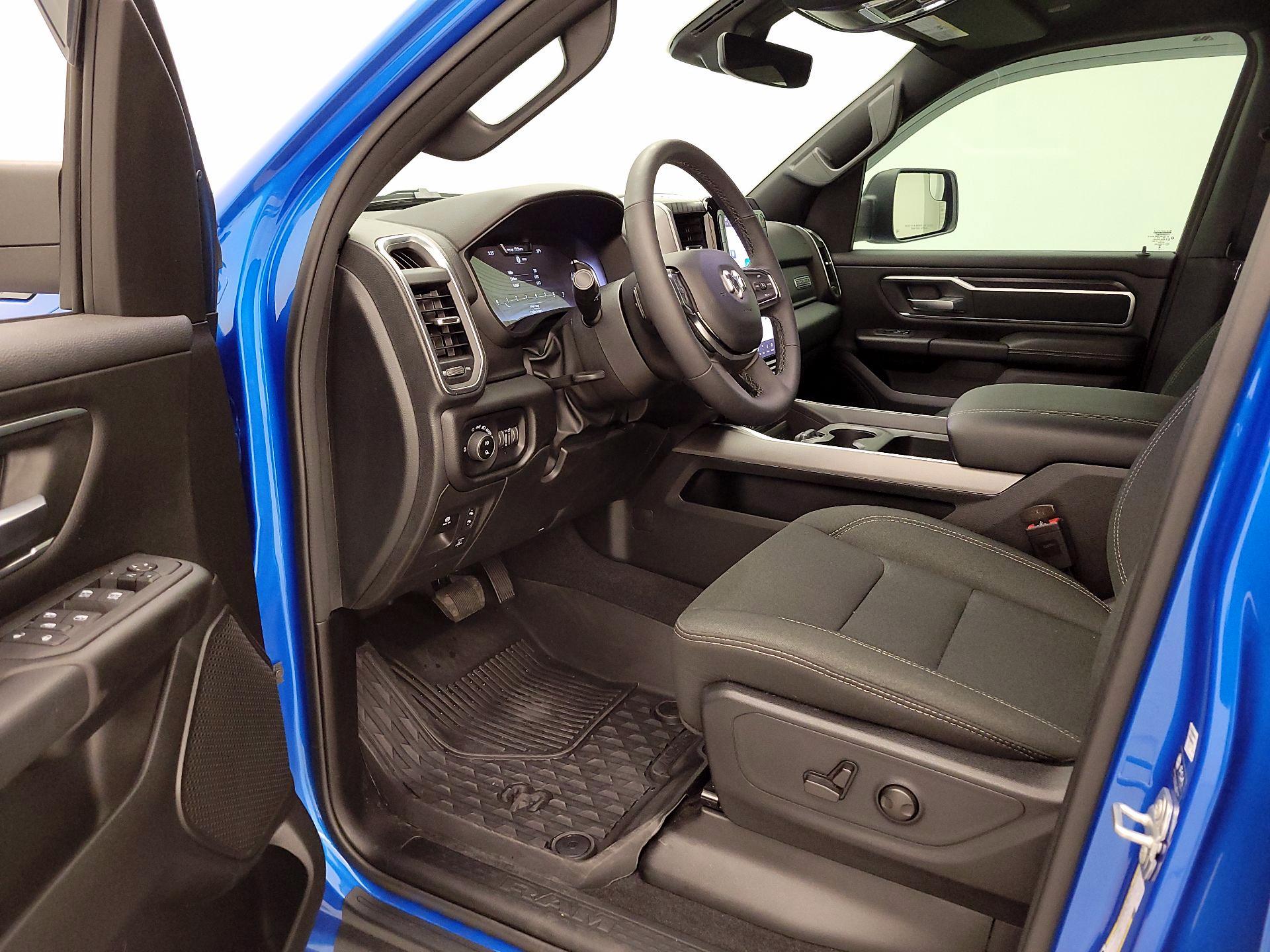 Thumbnail: 2025 RAM 1500 - 11