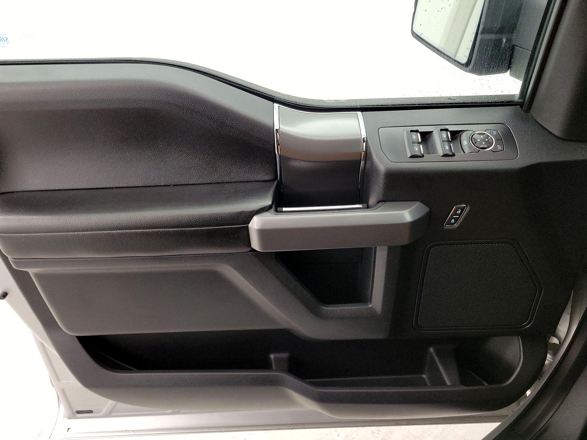 Thumbnail: 2015 Ford F-150 - 12