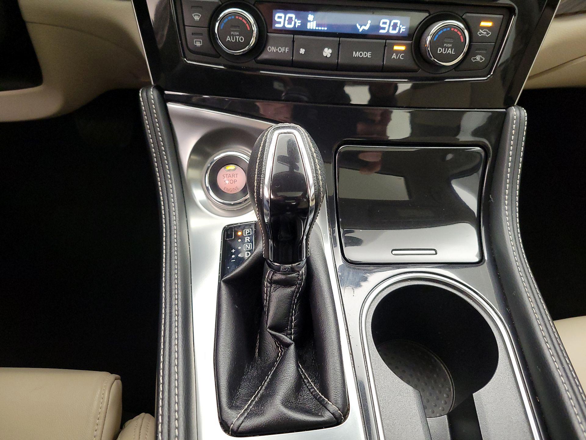 Thumbnail: 2017 Nissan Maxima - 18