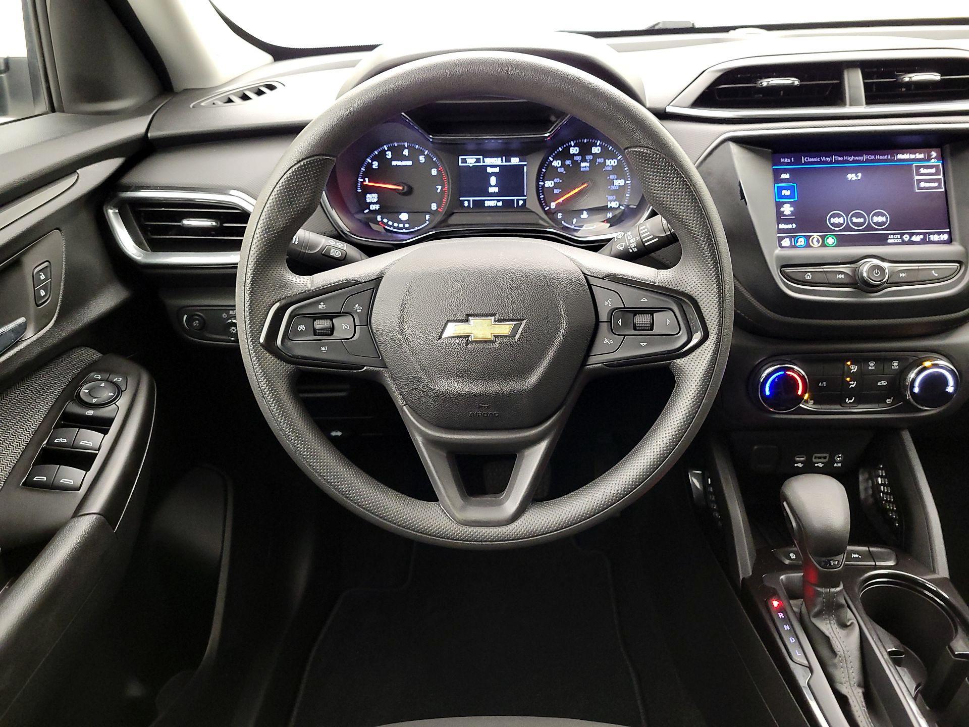 Thumbnail: 2023 Chevrolet TrailBlazer - 10