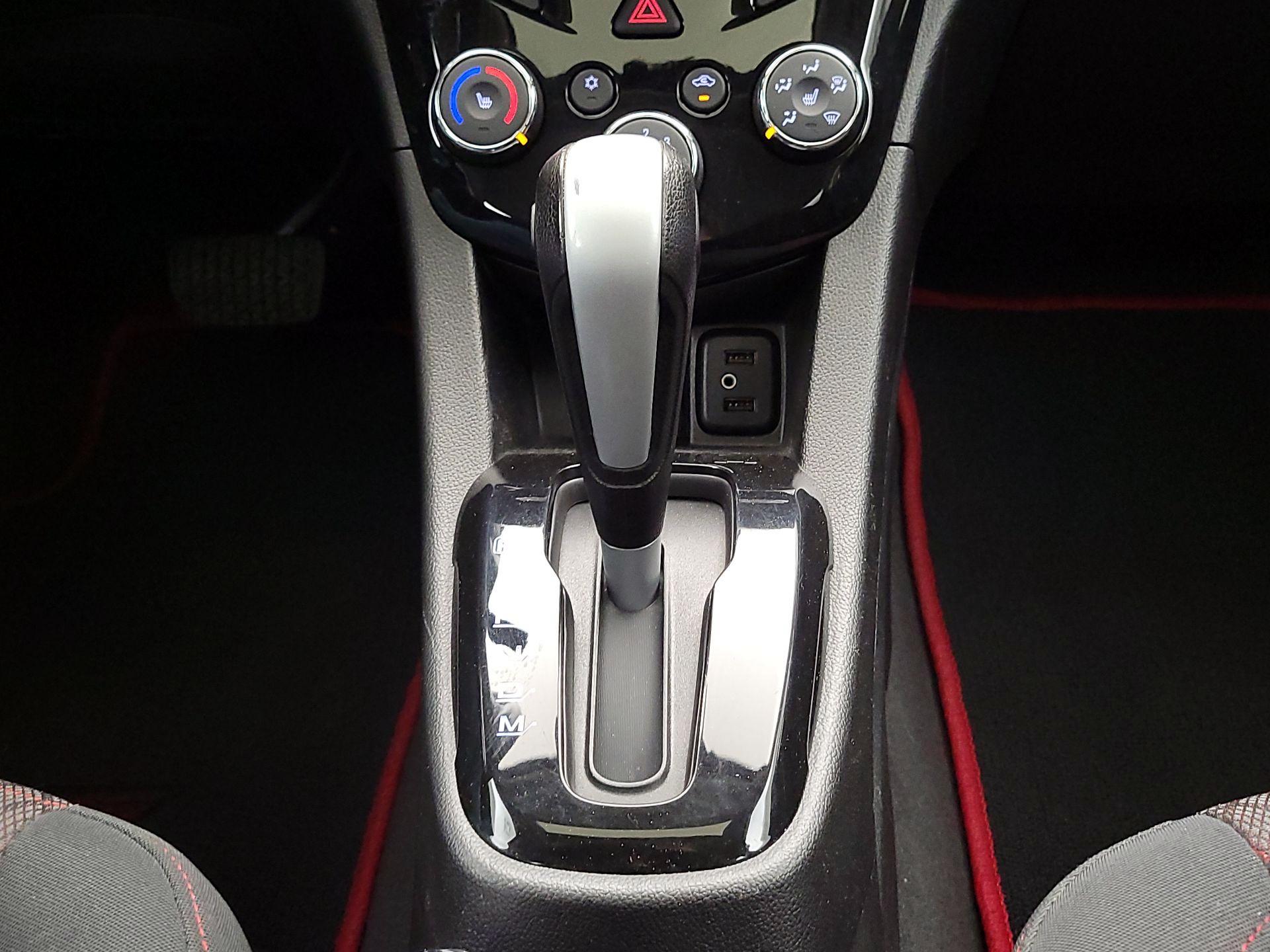 Thumbnail: 2017 Chevrolet Sonic - 17