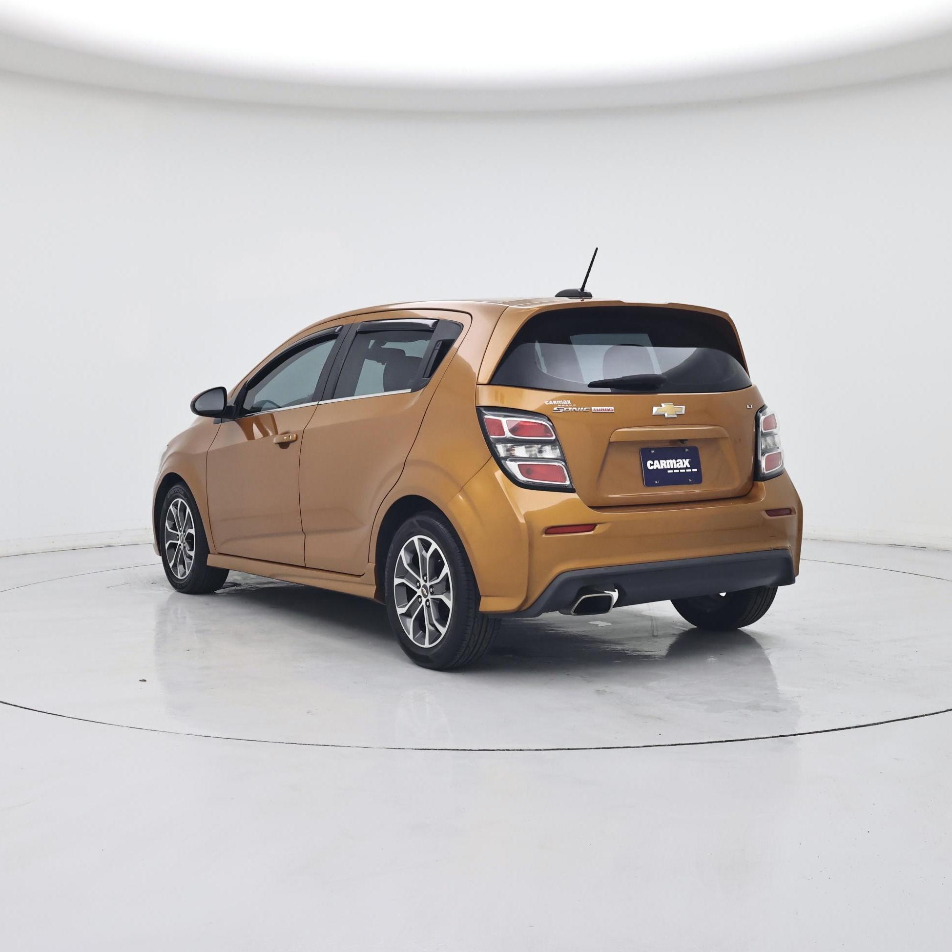 Thumbnail: 2017 Chevrolet Sonic - 2