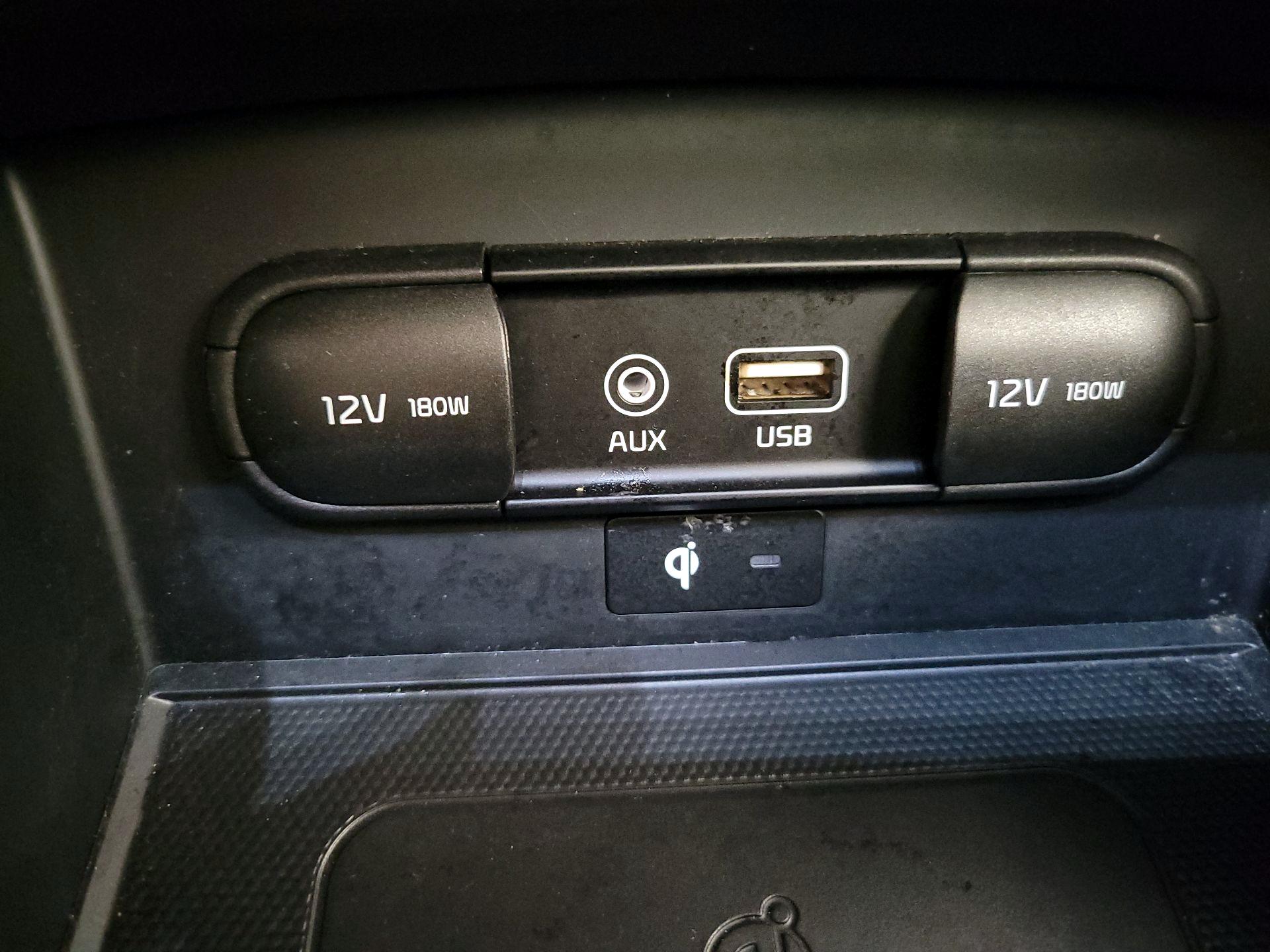 Thumbnail: 2020 Kia Sorento - 19