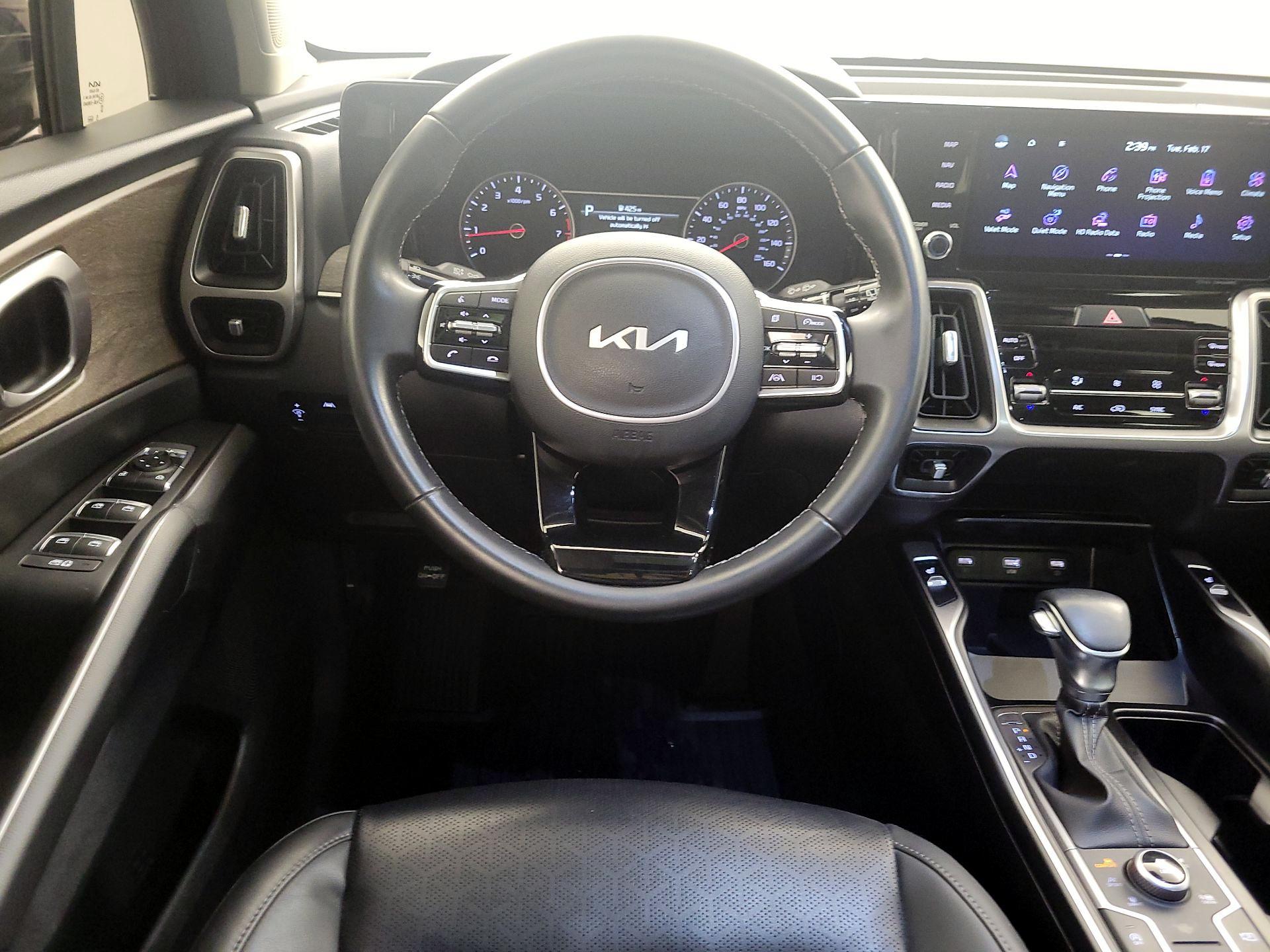 Thumbnail: 2022 Kia Sorento - 10