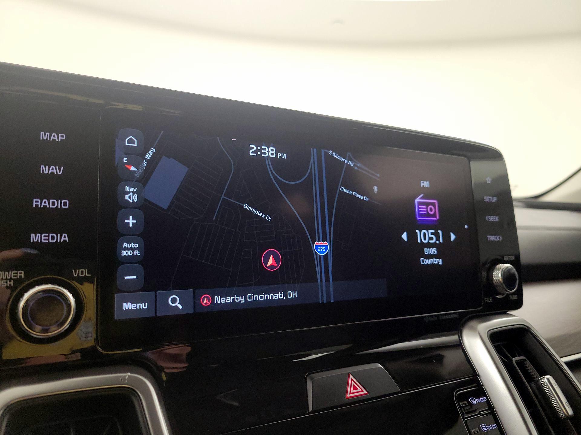 Thumbnail: 2022 Kia Sorento - 14