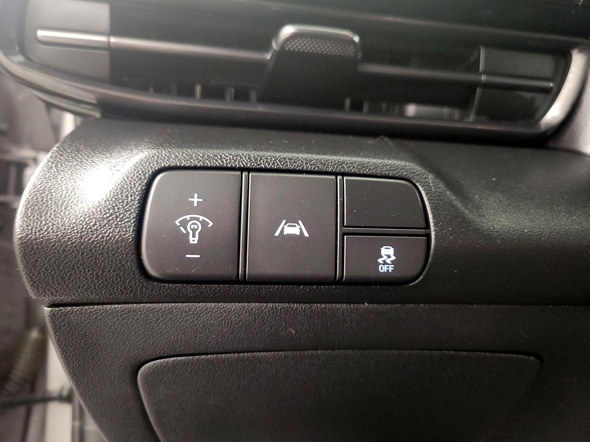 Thumbnail: 2023 Hyundai Elantra - 13