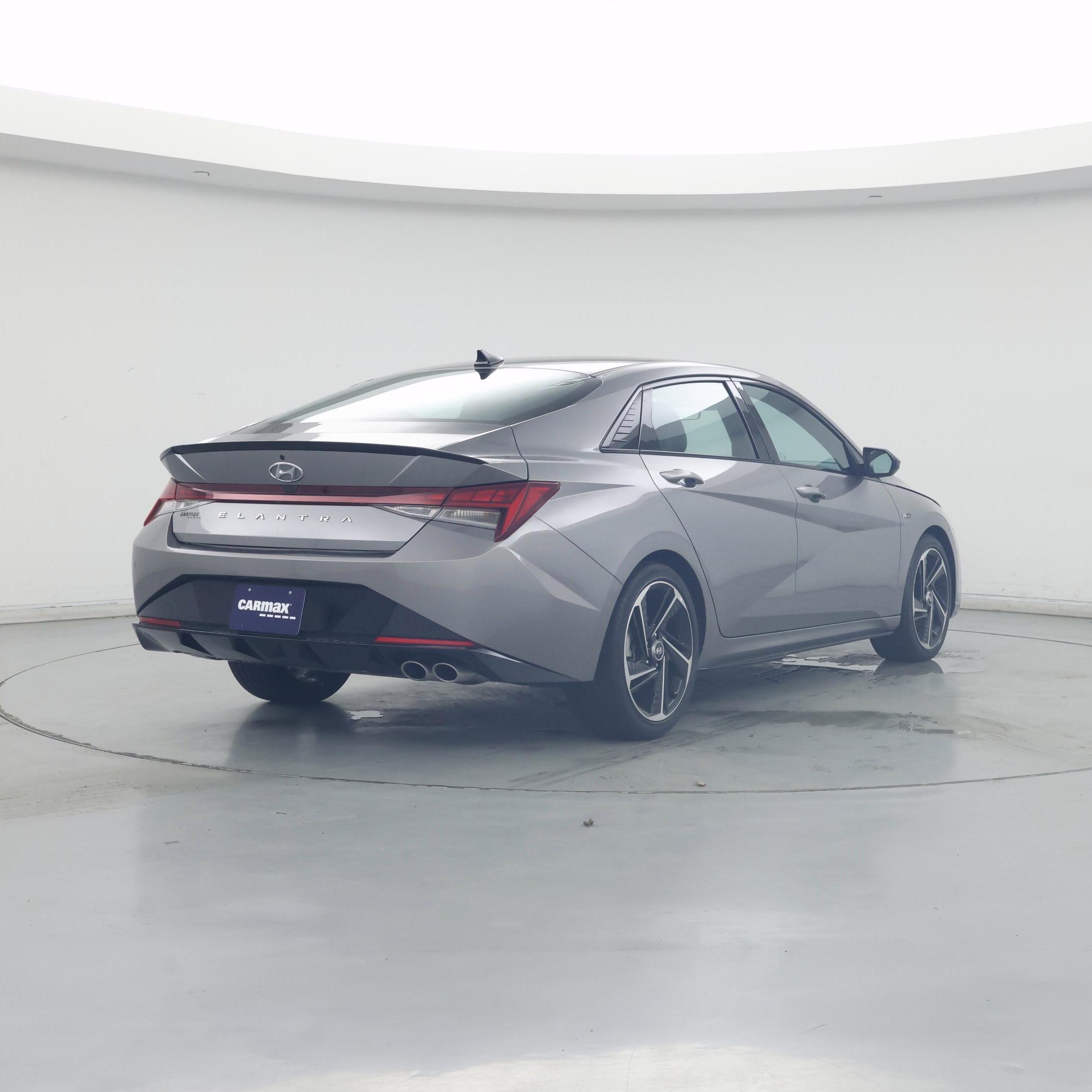 Thumbnail: 2023 Hyundai Elantra - 8