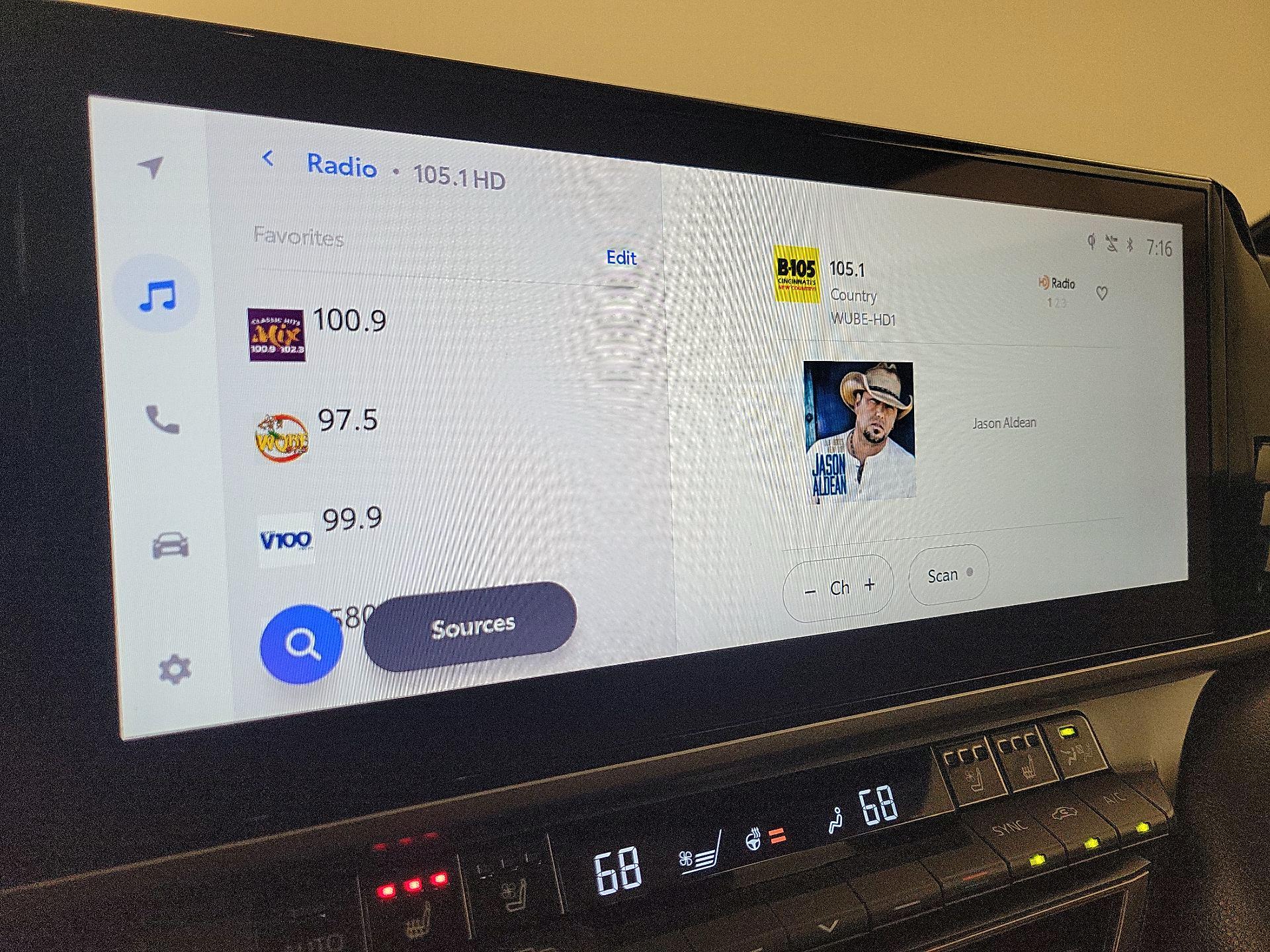 Thumbnail: 2025 Toyota Camry - 15