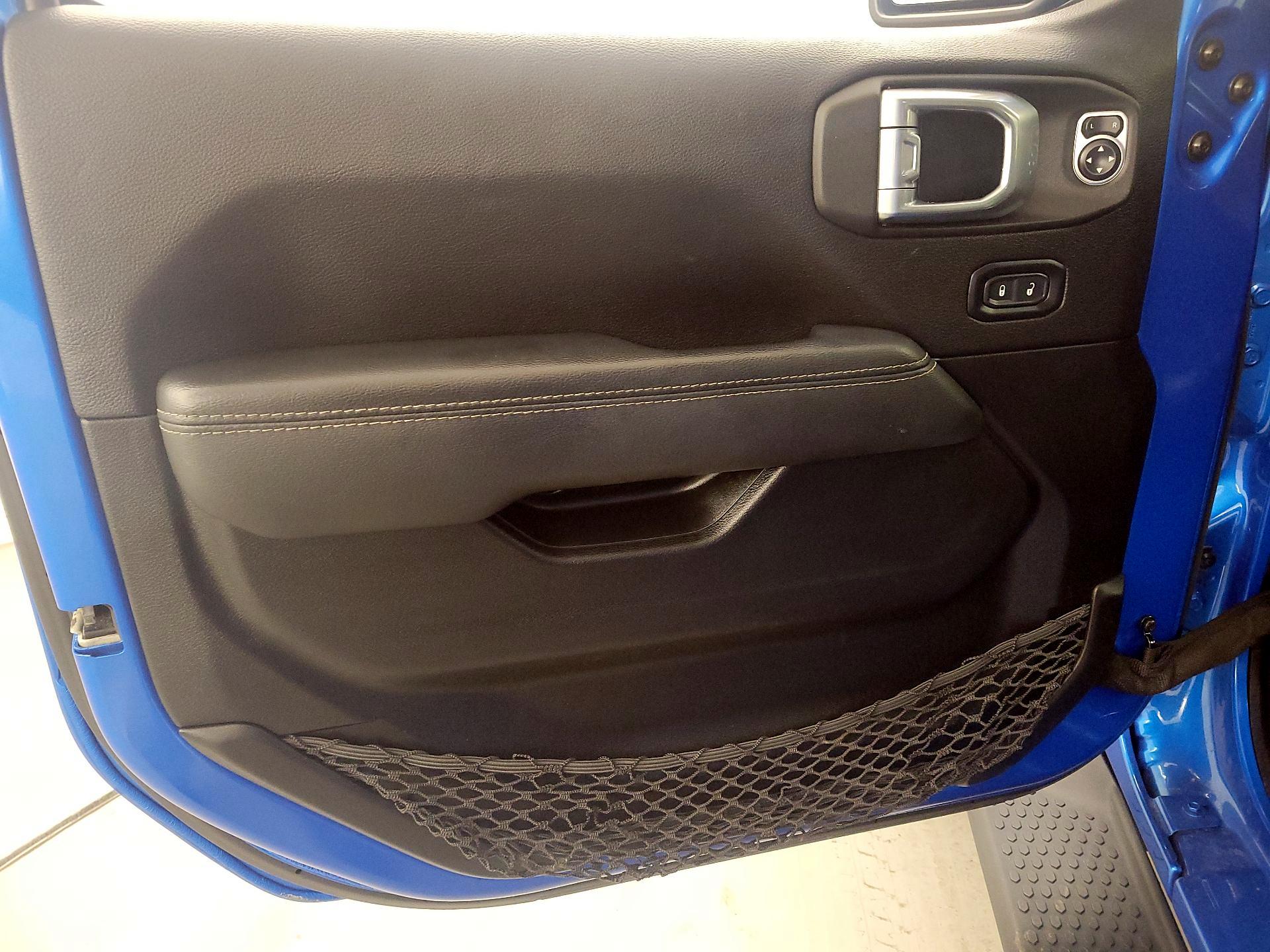 Thumbnail: 2022 Jeep Wrangler - 12