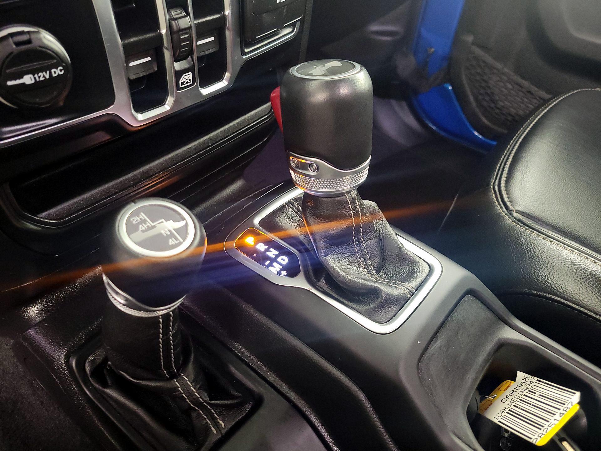 Thumbnail: 2022 Jeep Wrangler - 18