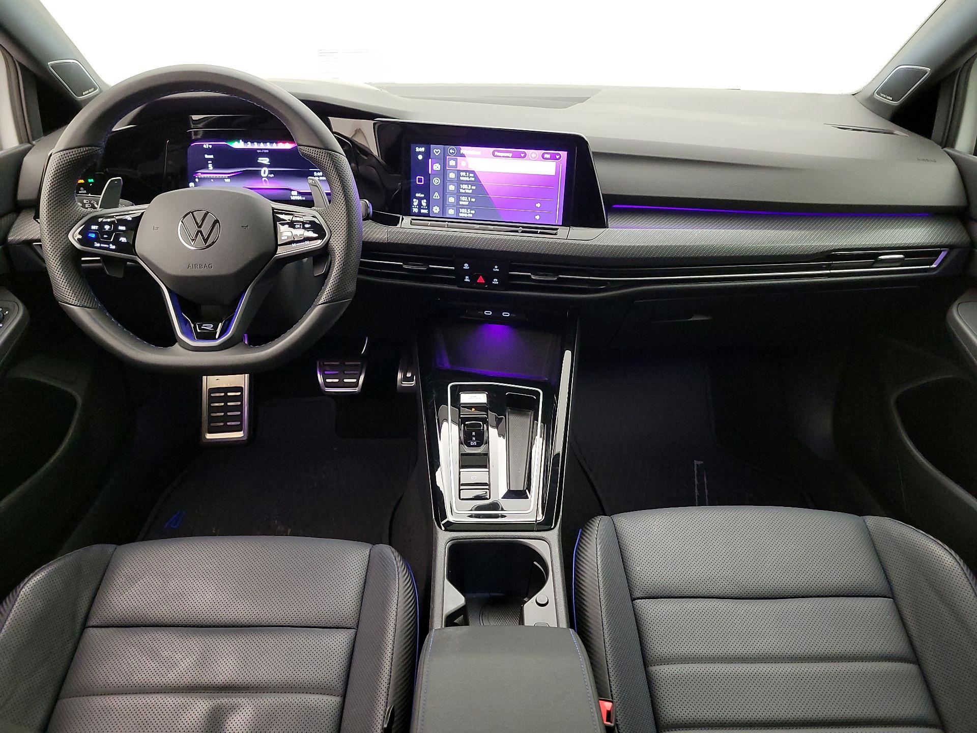 Thumbnail: 2024 Volkswagen Golf - 9