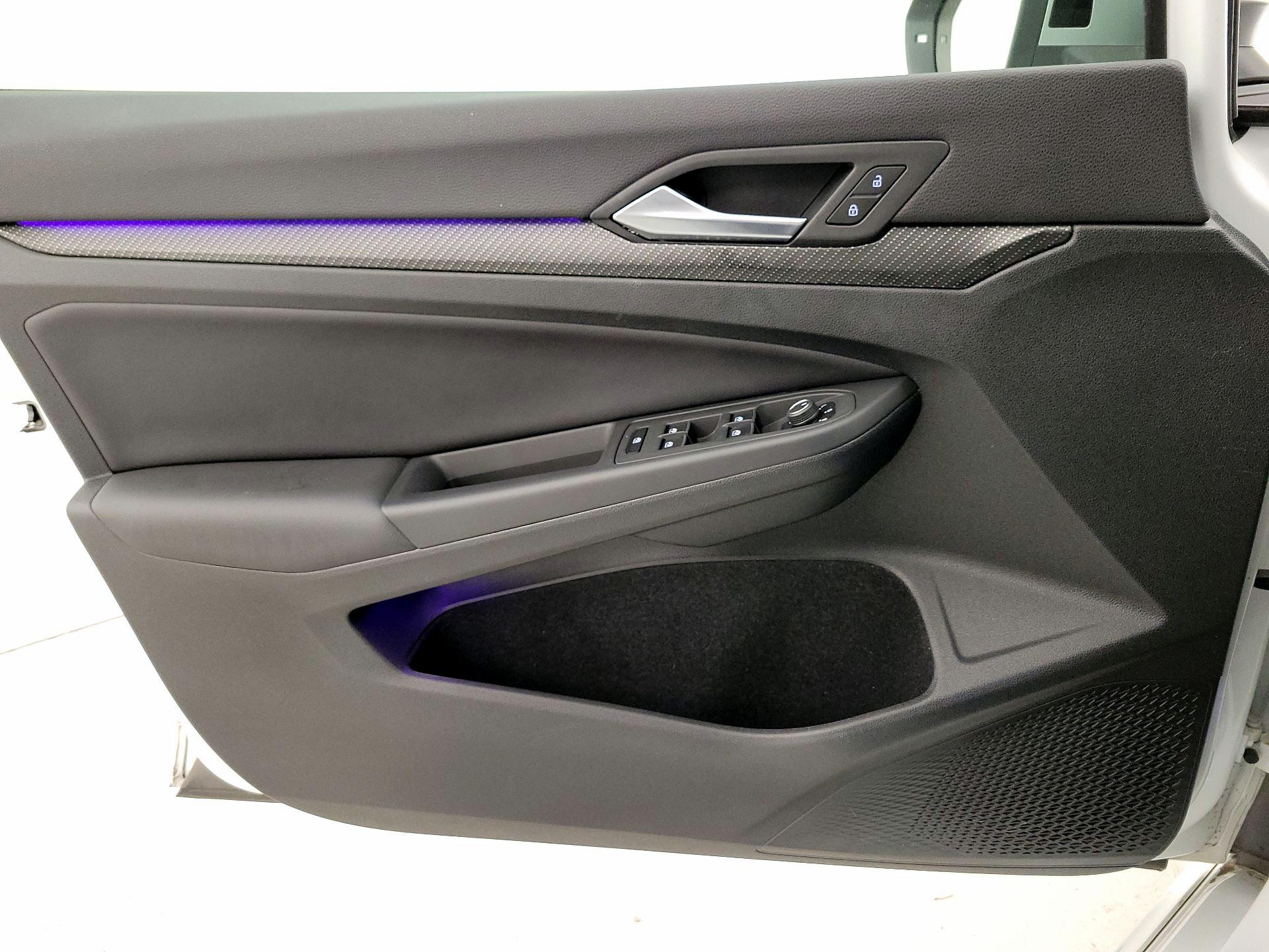 Thumbnail: 2024 Volkswagen Golf - 12