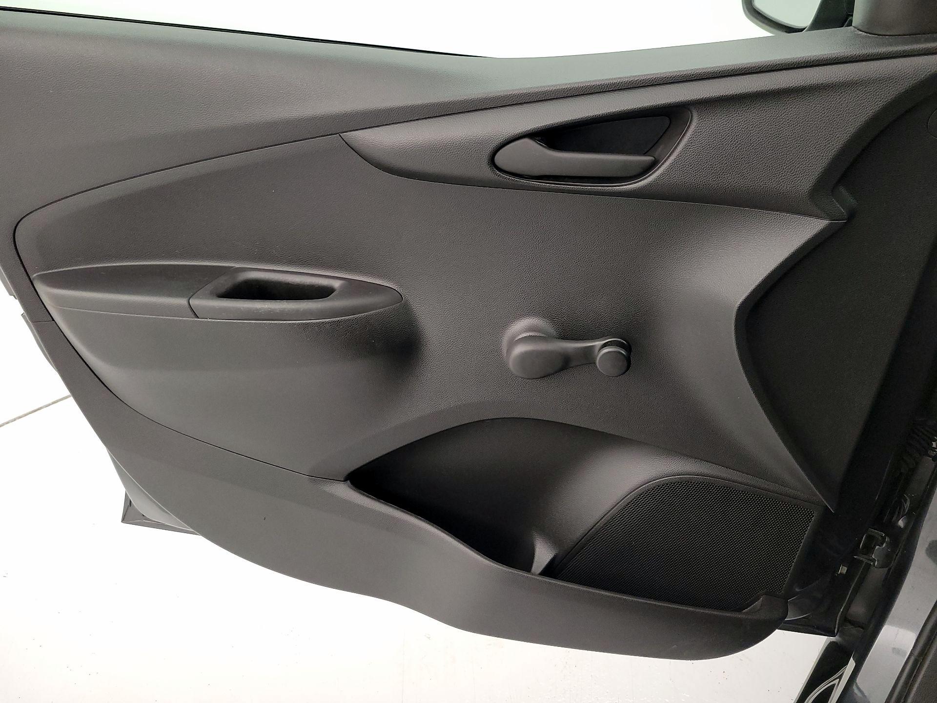 Thumbnail: 2018 Chevrolet Spark - 12