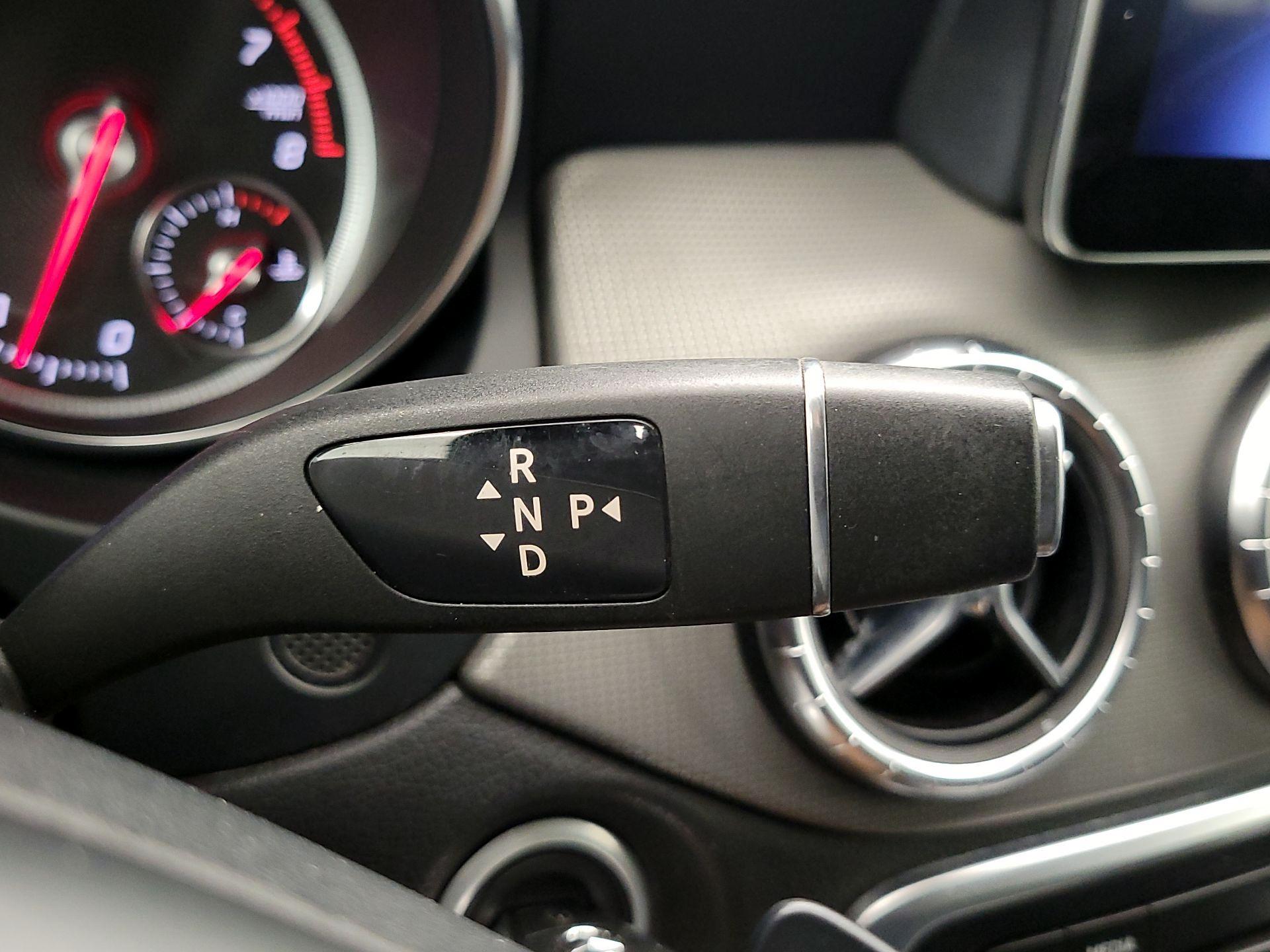 Thumbnail: 2019 Mercedes-Benz CLA - 18