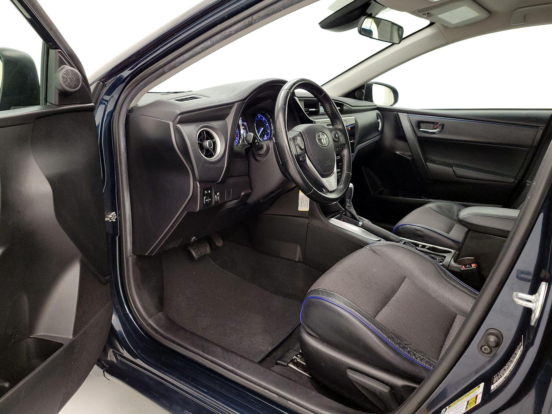 Thumbnail: 2019 Toyota Corolla - 11