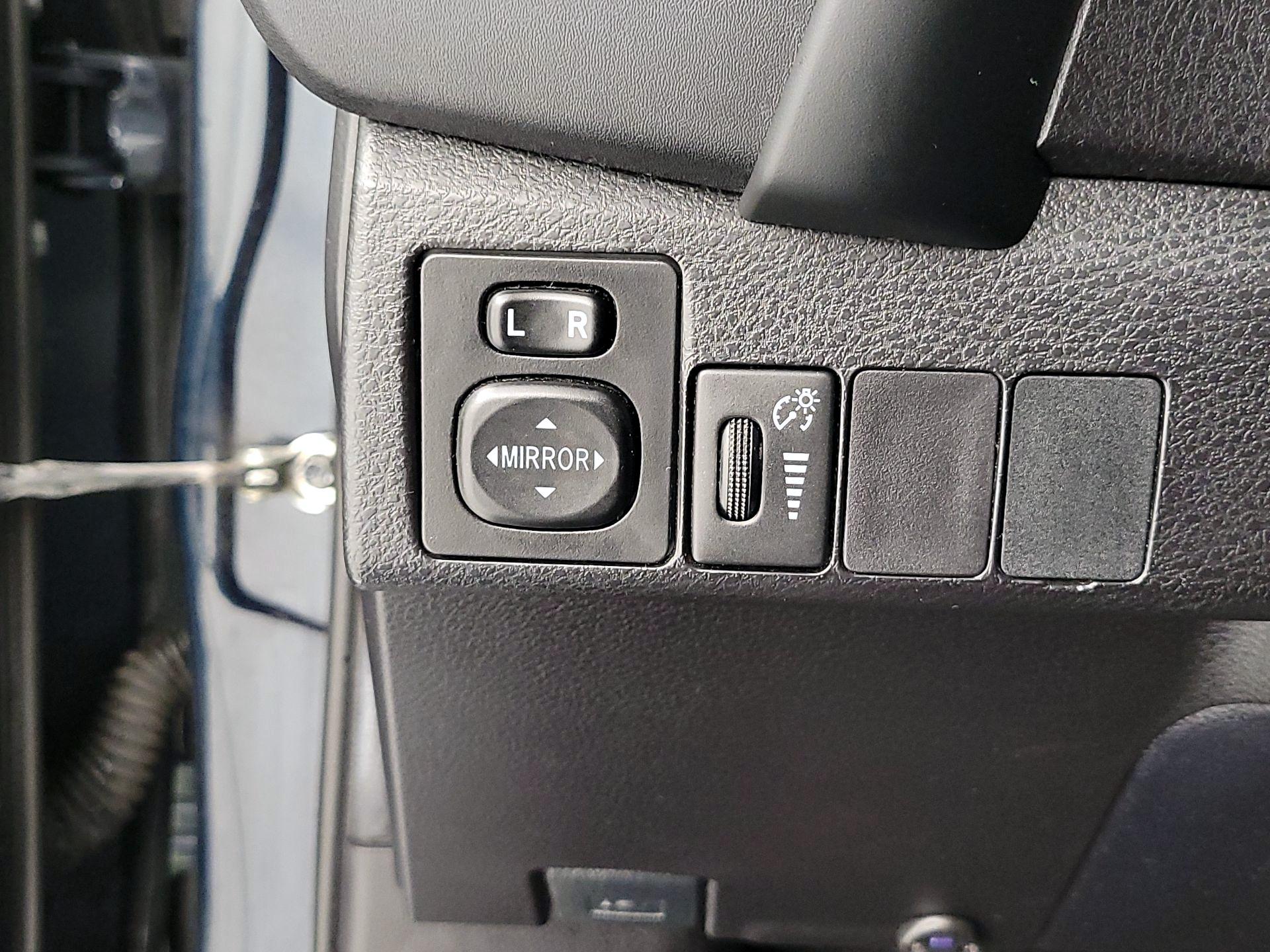 Thumbnail: 2019 Toyota Corolla - 13