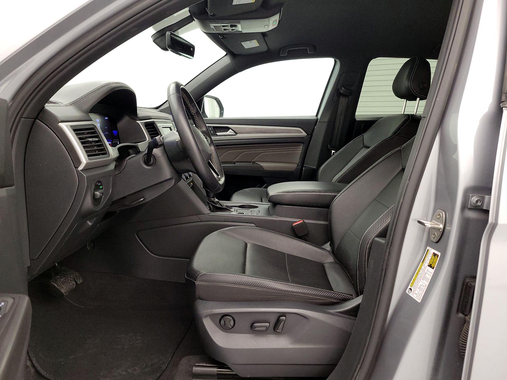 Thumbnail: 2023 Volkswagen Atlas - 11