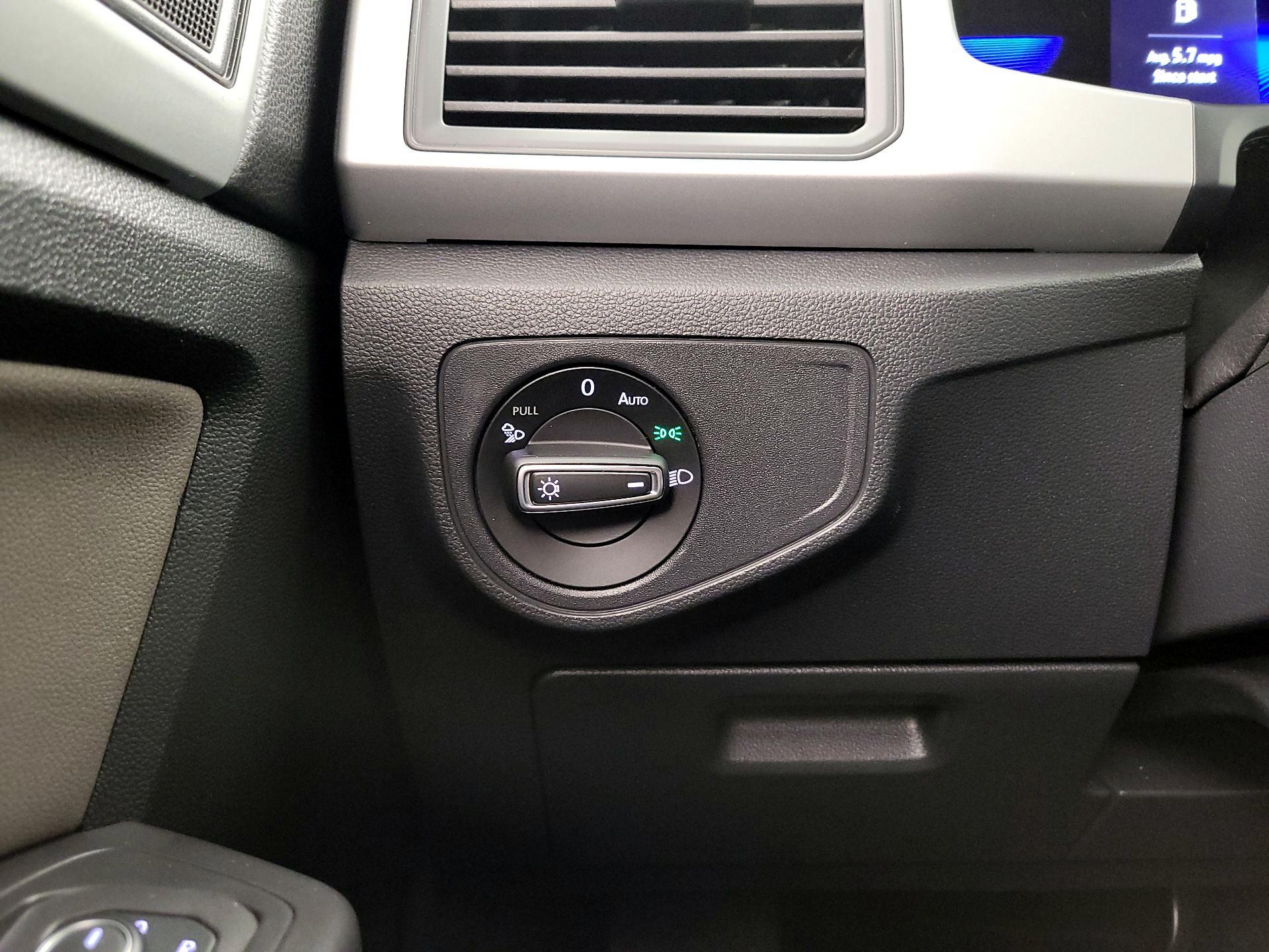 Thumbnail: 2023 Volkswagen Atlas - 13