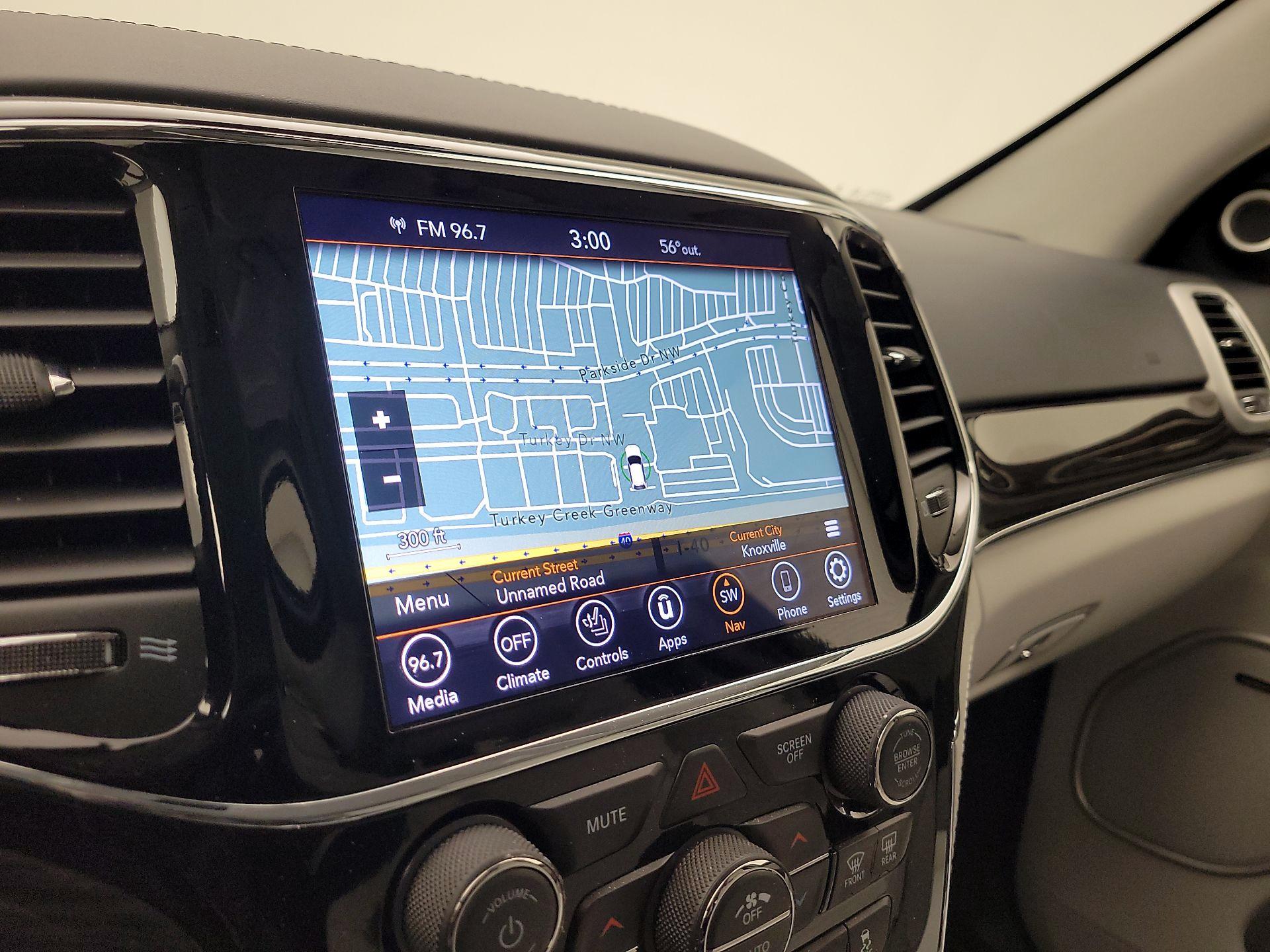 Thumbnail: 2020 Jeep Grand Cherokee - 14