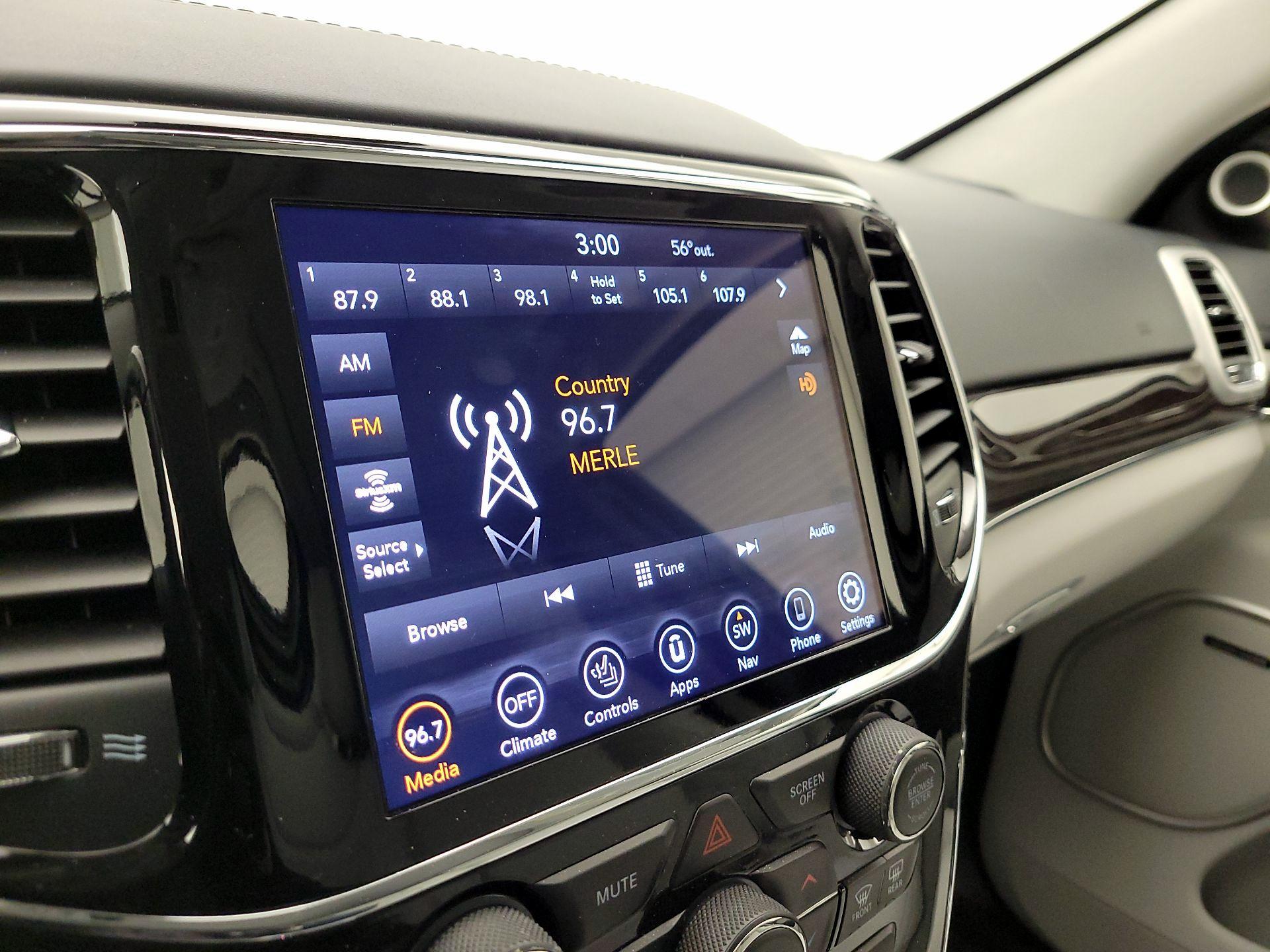 Thumbnail: 2020 Jeep Grand Cherokee - 16