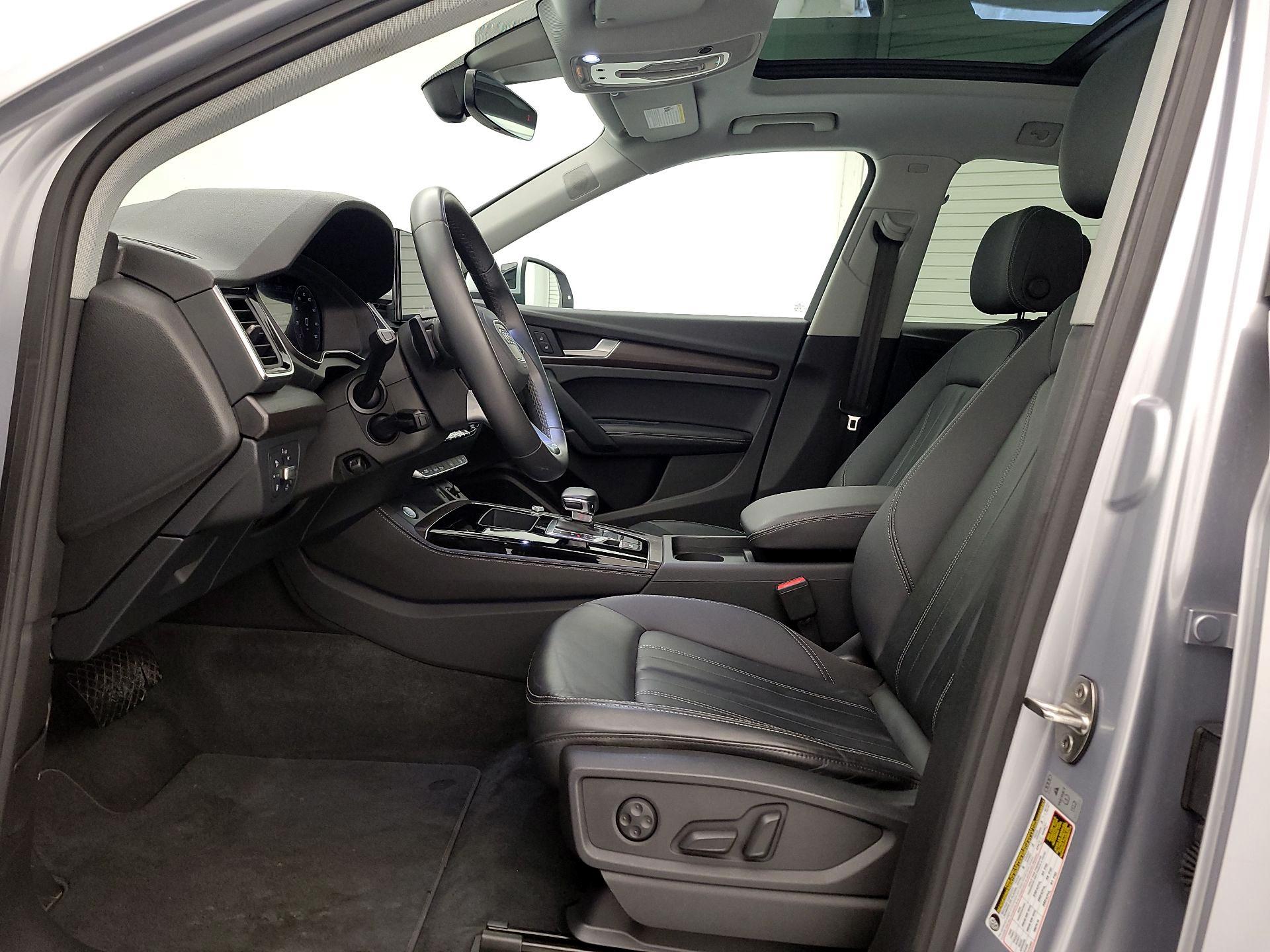 Thumbnail: 2023 Audi Q5 - 11