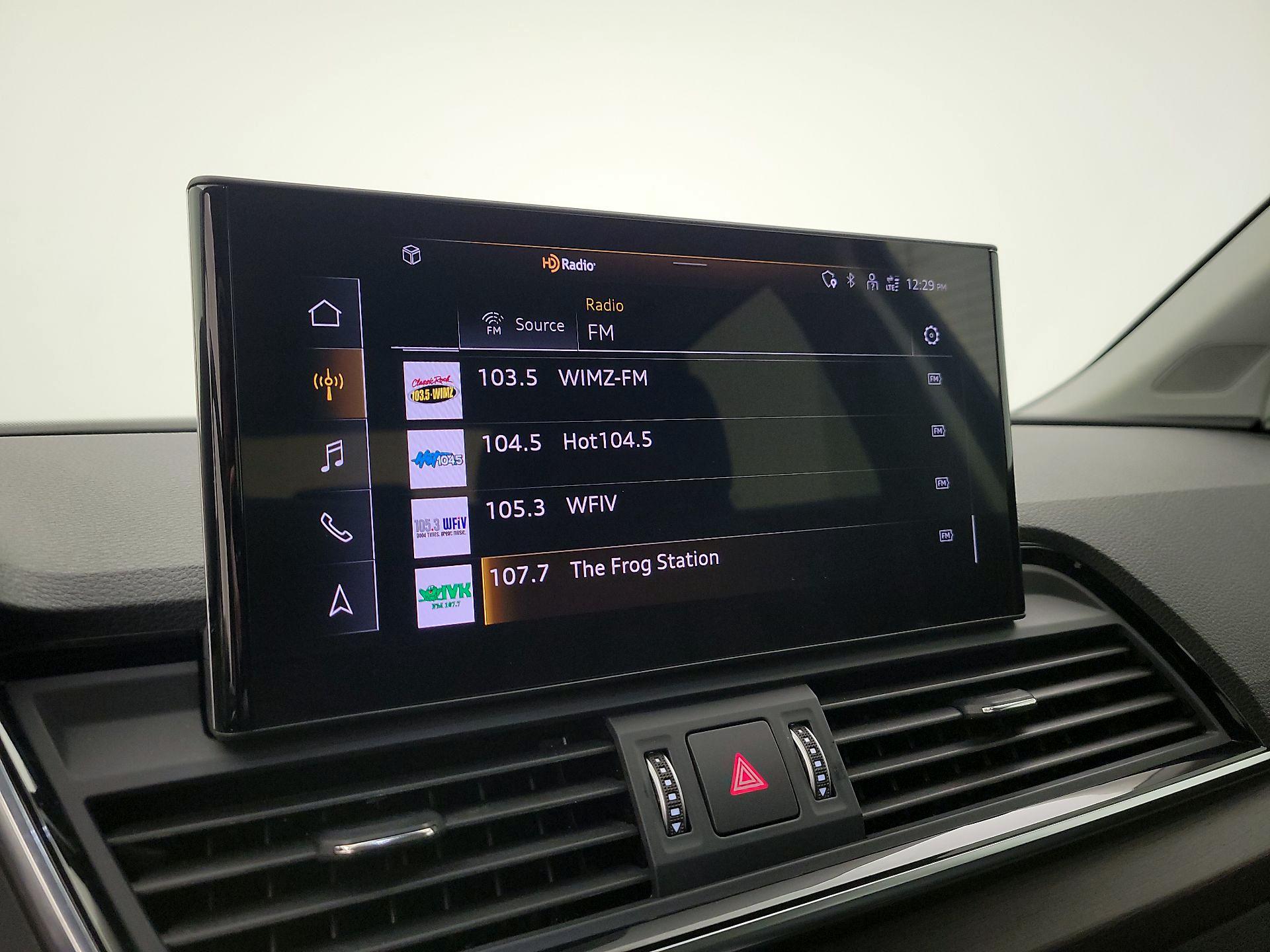 Thumbnail: 2023 Audi Q5 - 16