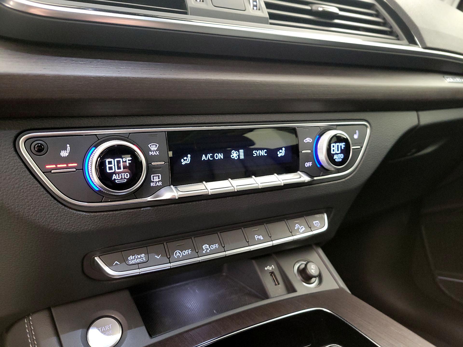 Thumbnail: 2023 Audi Q5 - 17