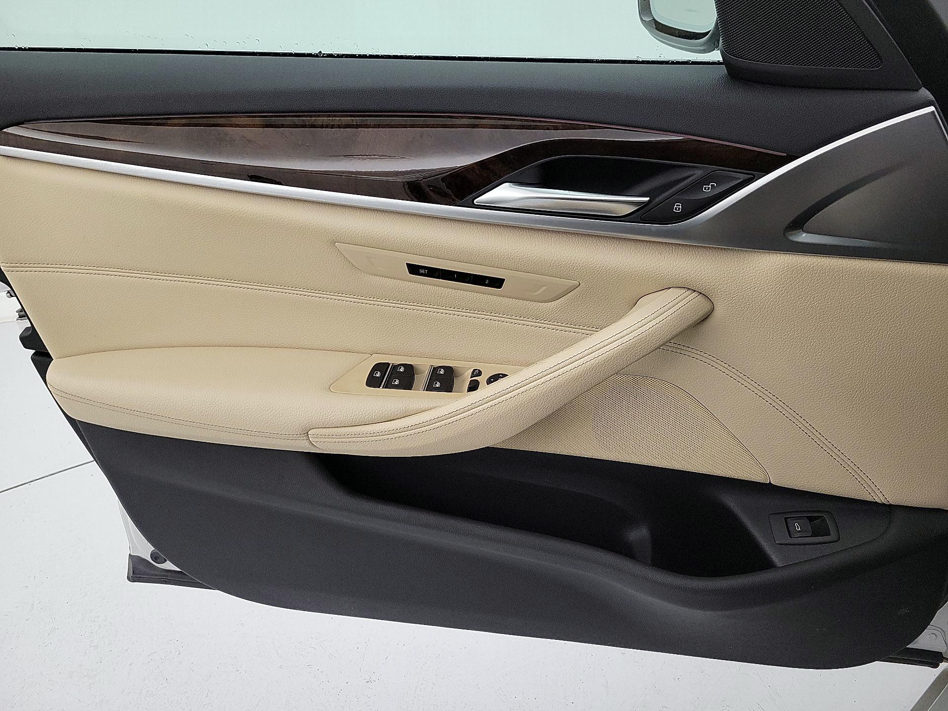 Thumbnail: 2019 BMW 5 Series - 12