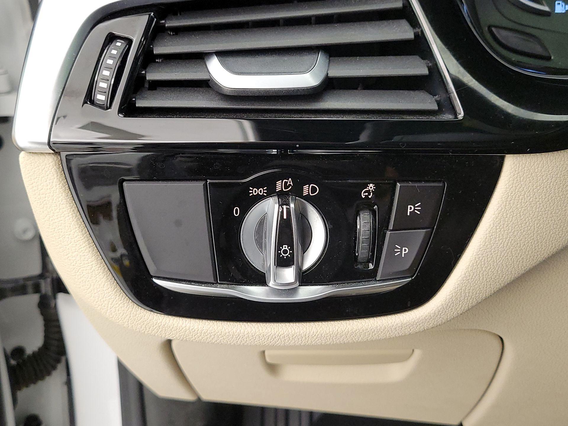 Thumbnail: 2019 BMW 5 Series - 13