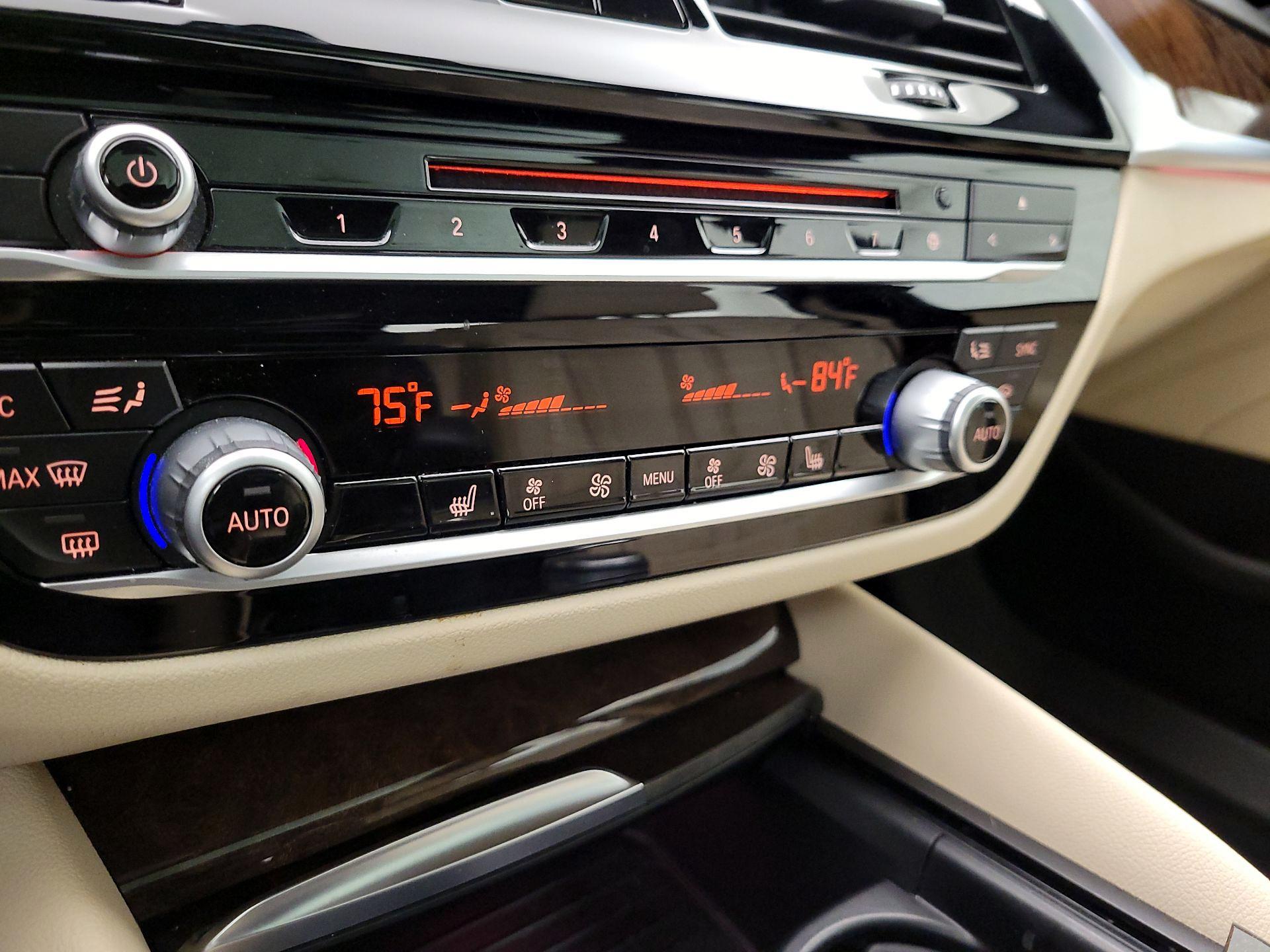 Thumbnail: 2019 BMW 5 Series - 17