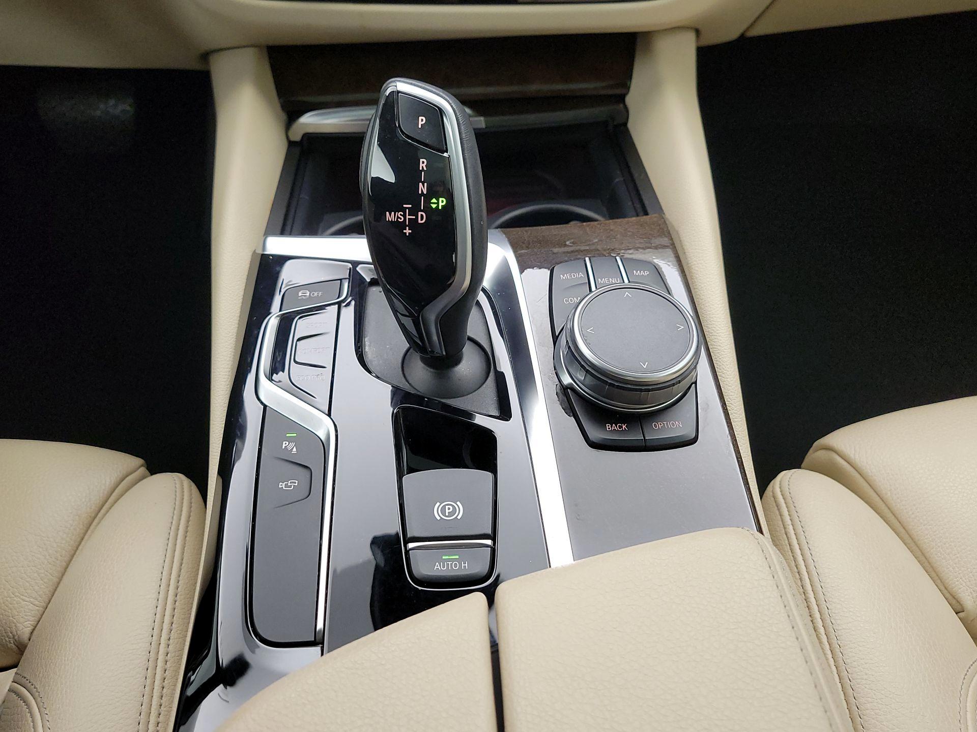 Thumbnail: 2019 BMW 5 Series - 18