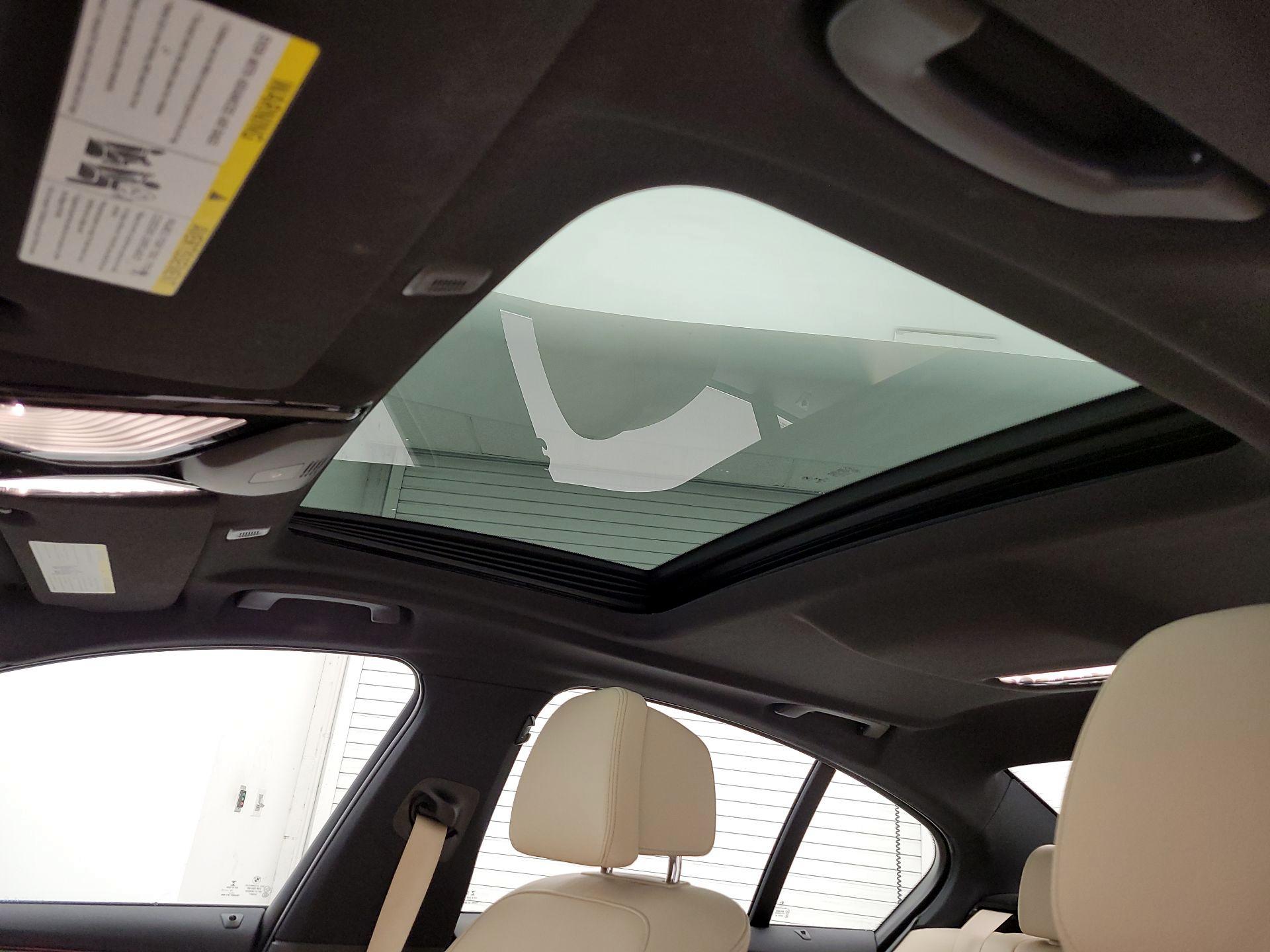 Thumbnail: 2019 BMW 5 Series - 20