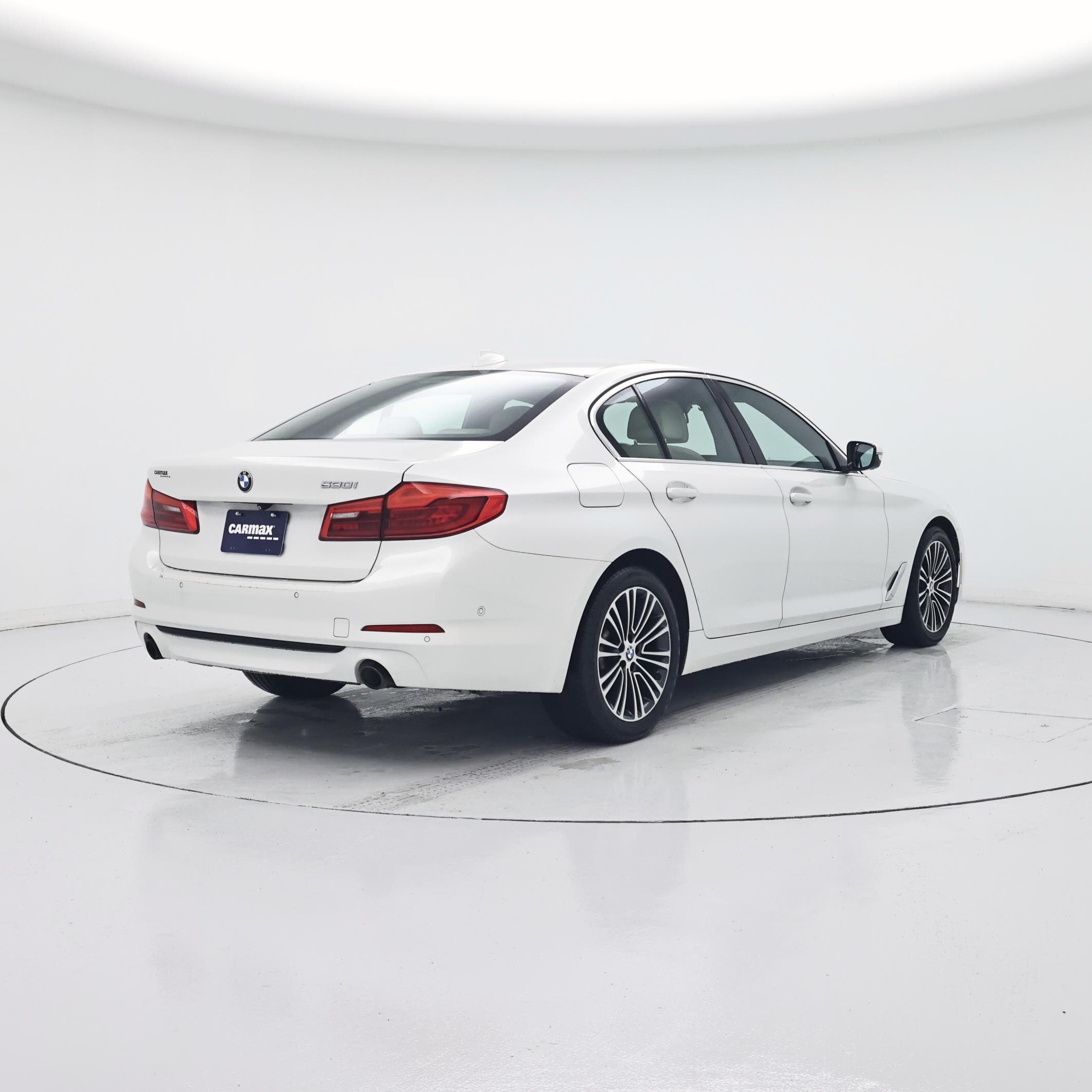 Thumbnail: 2019 BMW 5 Series - 8