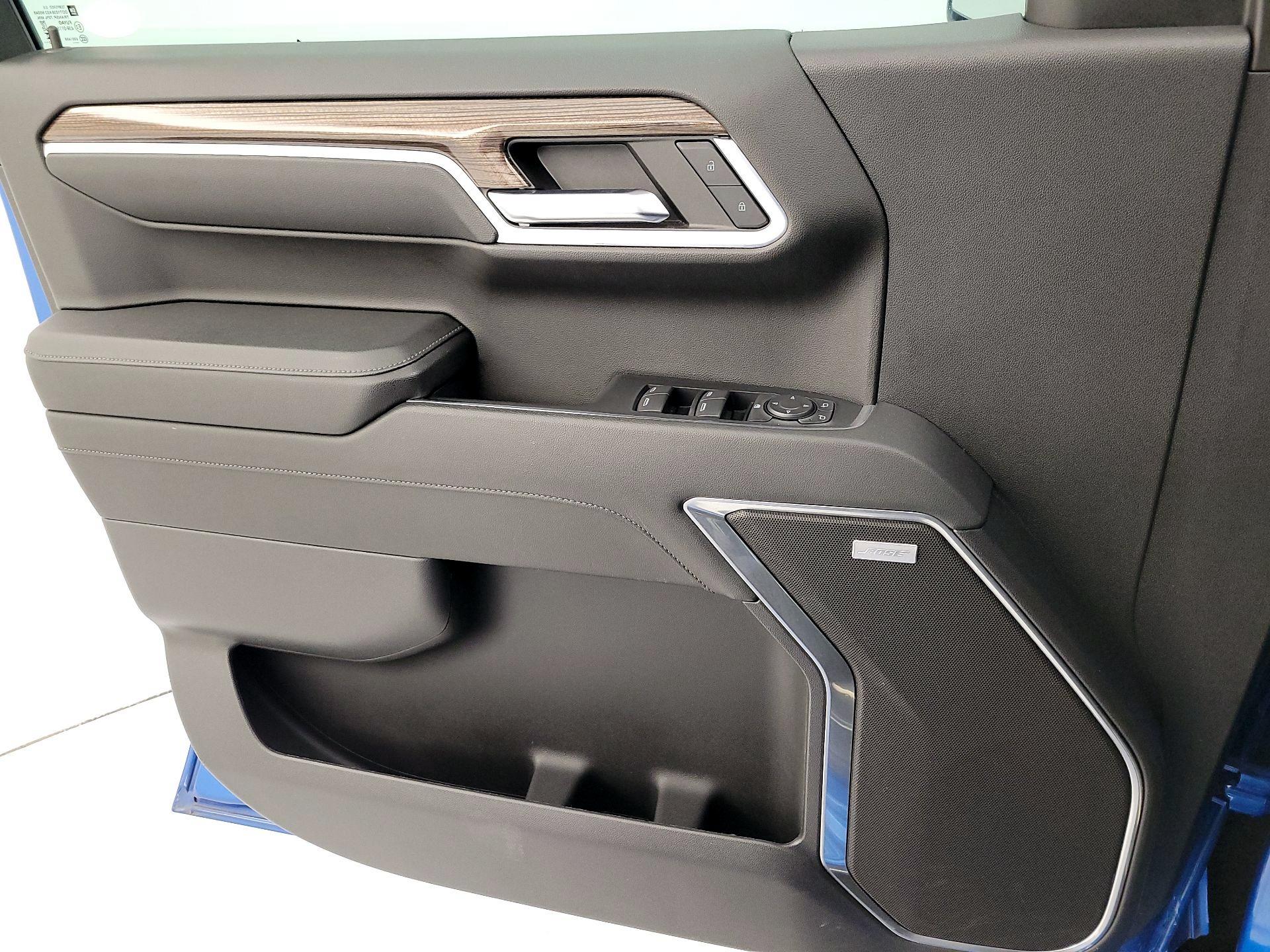 Thumbnail: 2024 Chevrolet Silverado 1500 - 12