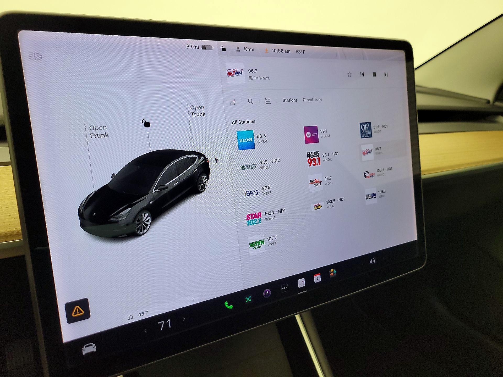 Thumbnail: 2020 Tesla Model 3 - 15