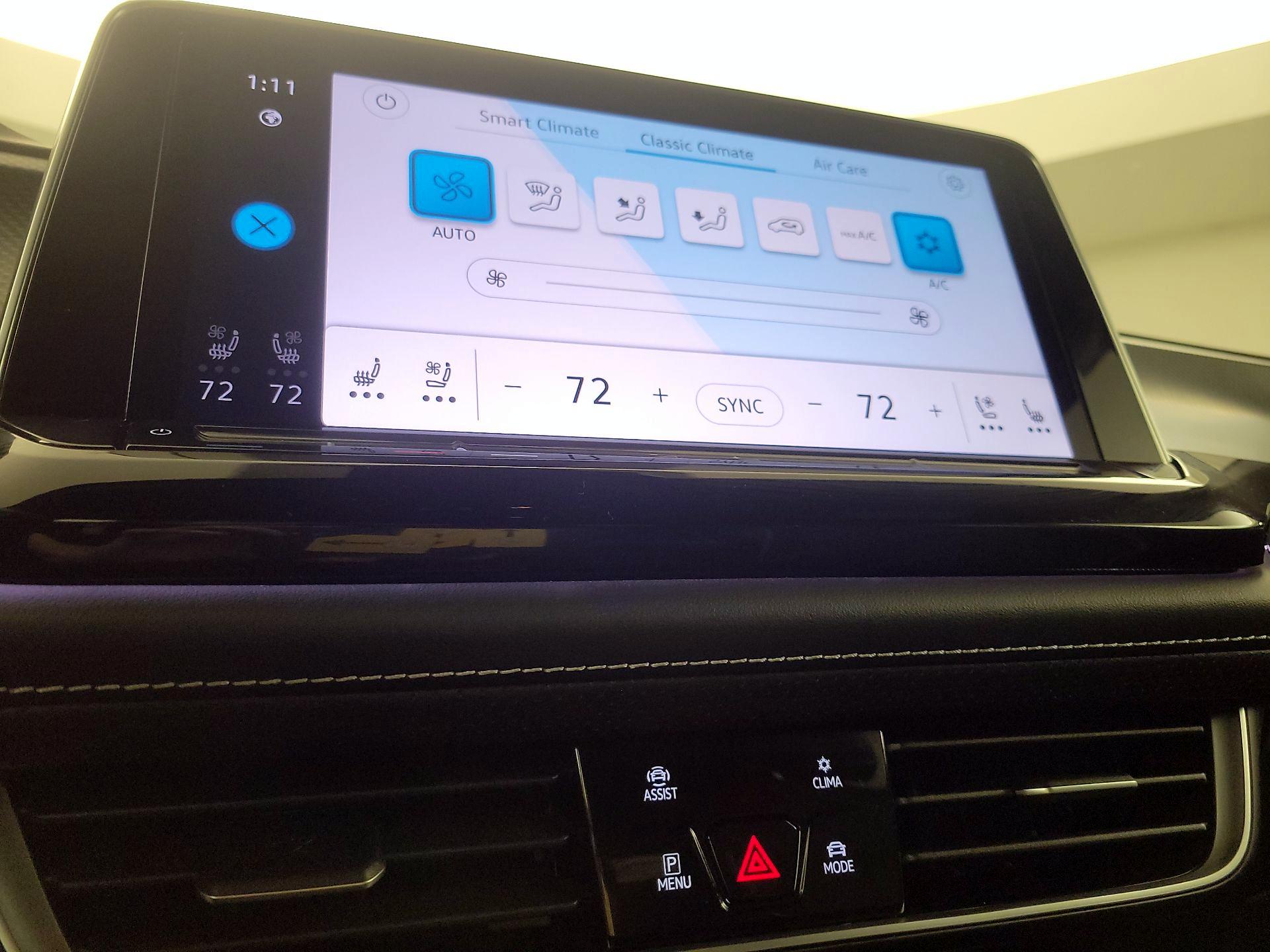 Thumbnail: 2024 Volkswagen Atlas - 17