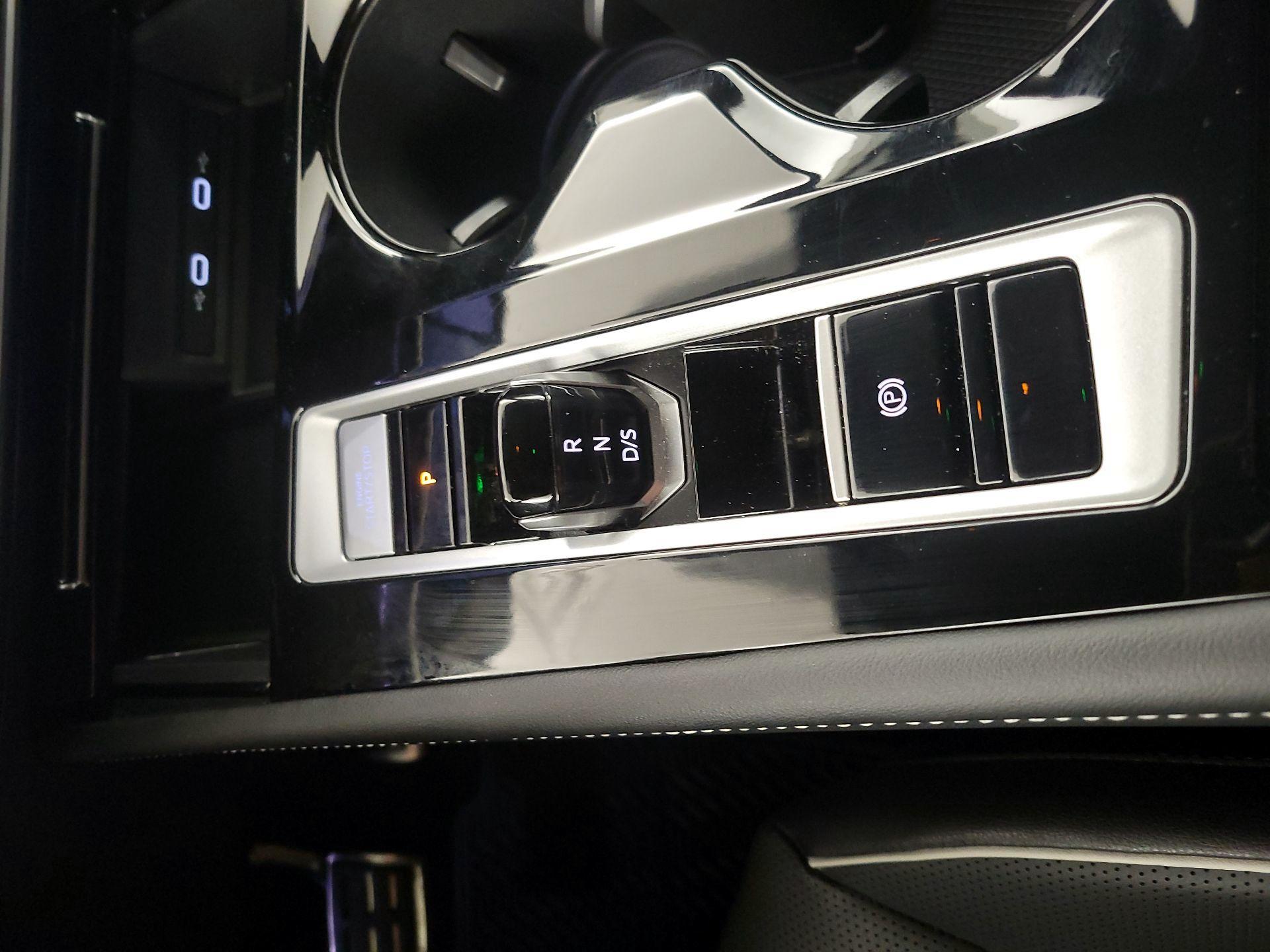 Thumbnail: 2024 Volkswagen Atlas - 18