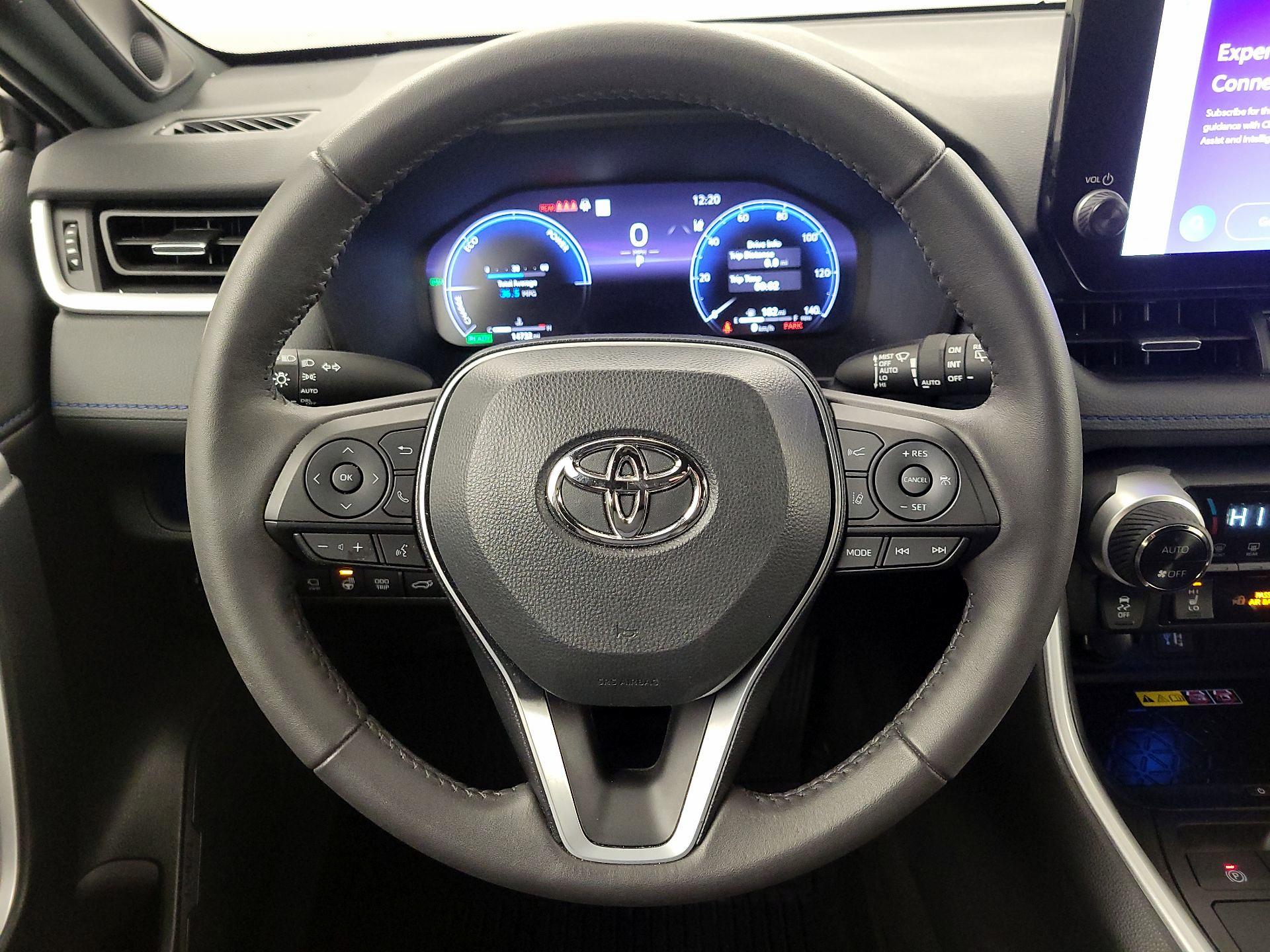 Thumbnail: 2023 Toyota RAV4 - 10