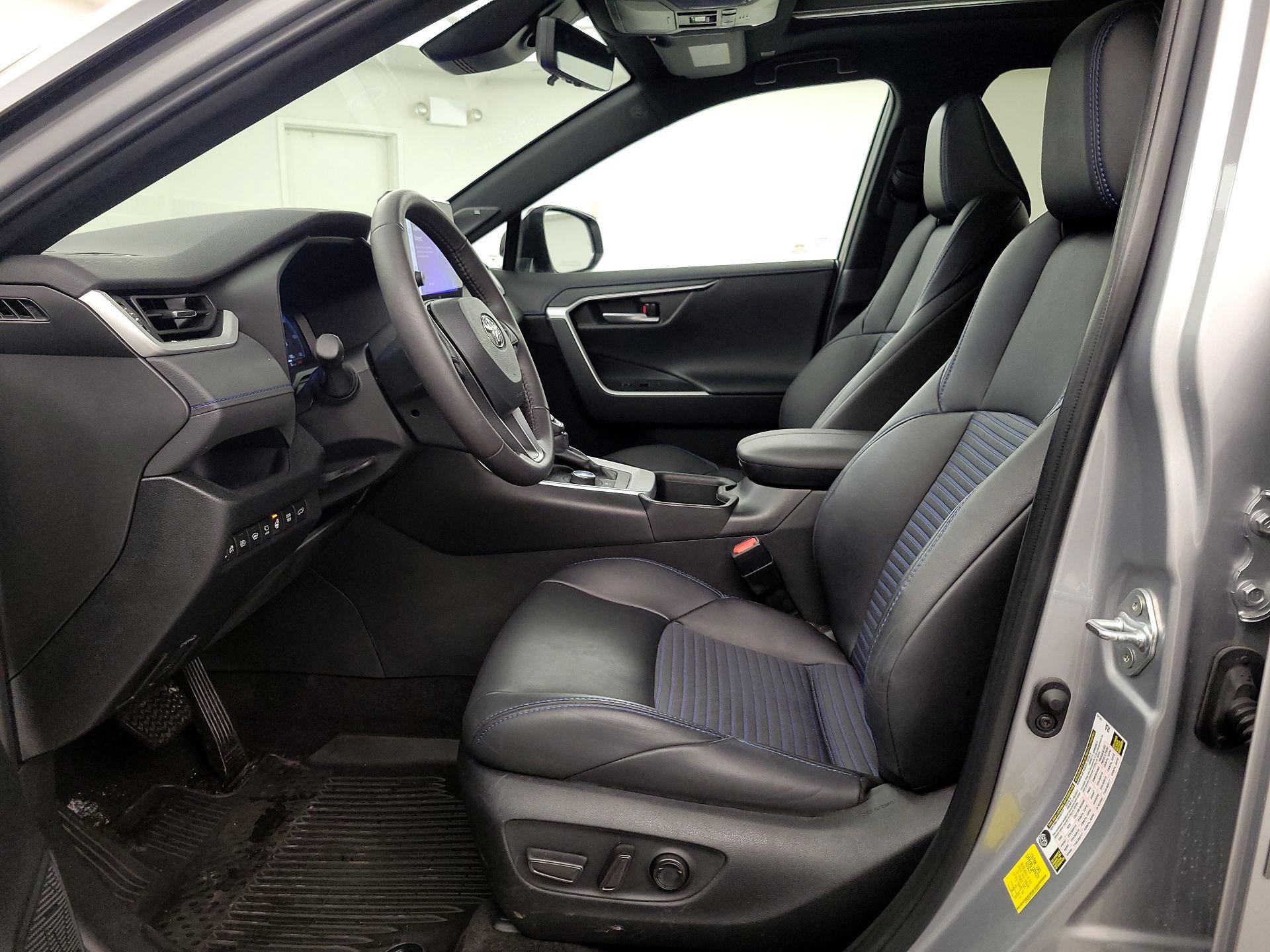 Thumbnail: 2023 Toyota RAV4 - 11