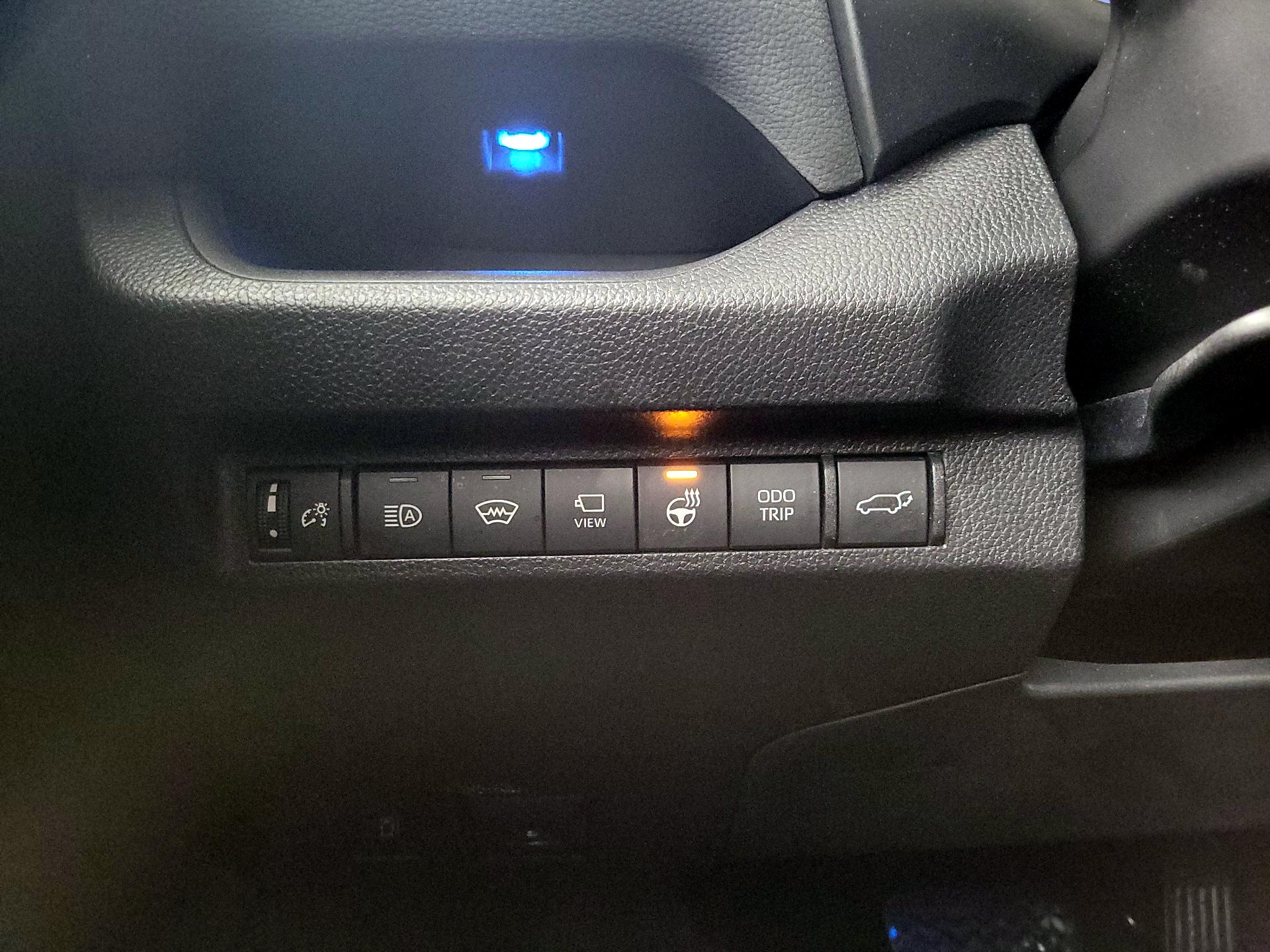 Thumbnail: 2023 Toyota RAV4 - 13