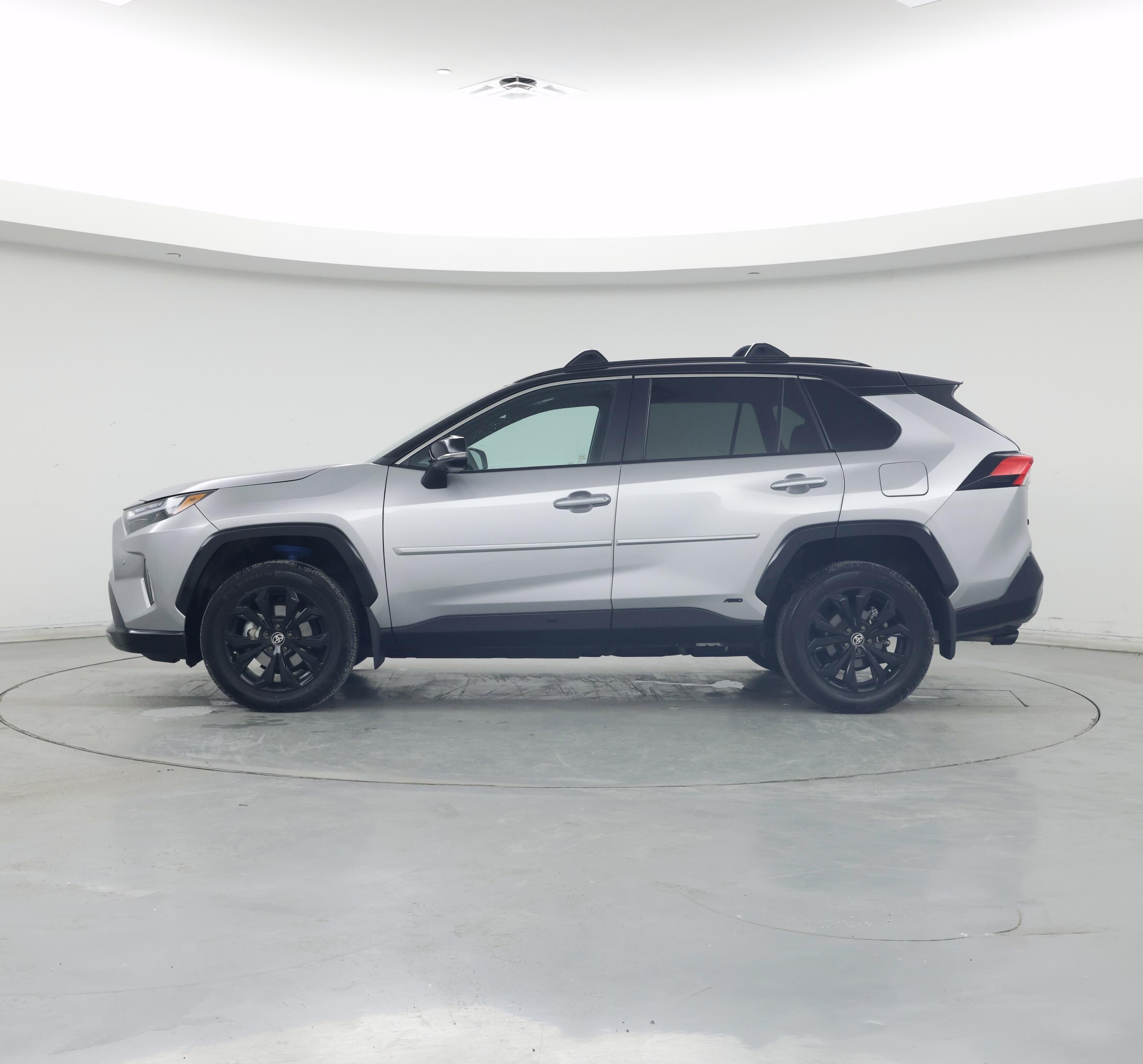 Thumbnail: 2023 Toyota RAV4 - 3